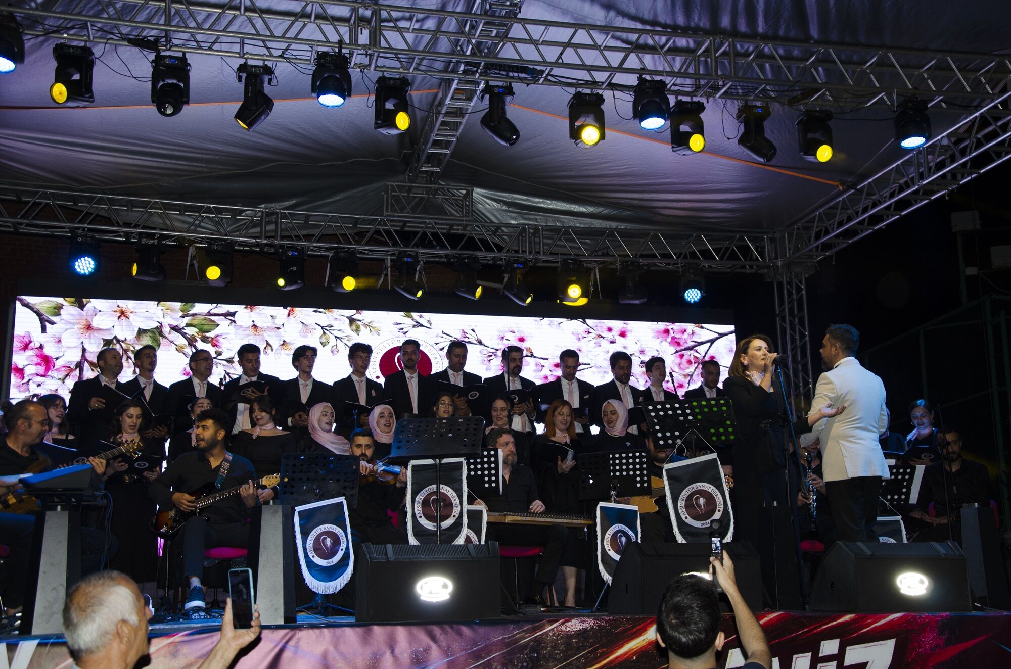 Afşin Gençlik Festivali’nde Türk Sanat Müziği Rüzgârı Esti (14)