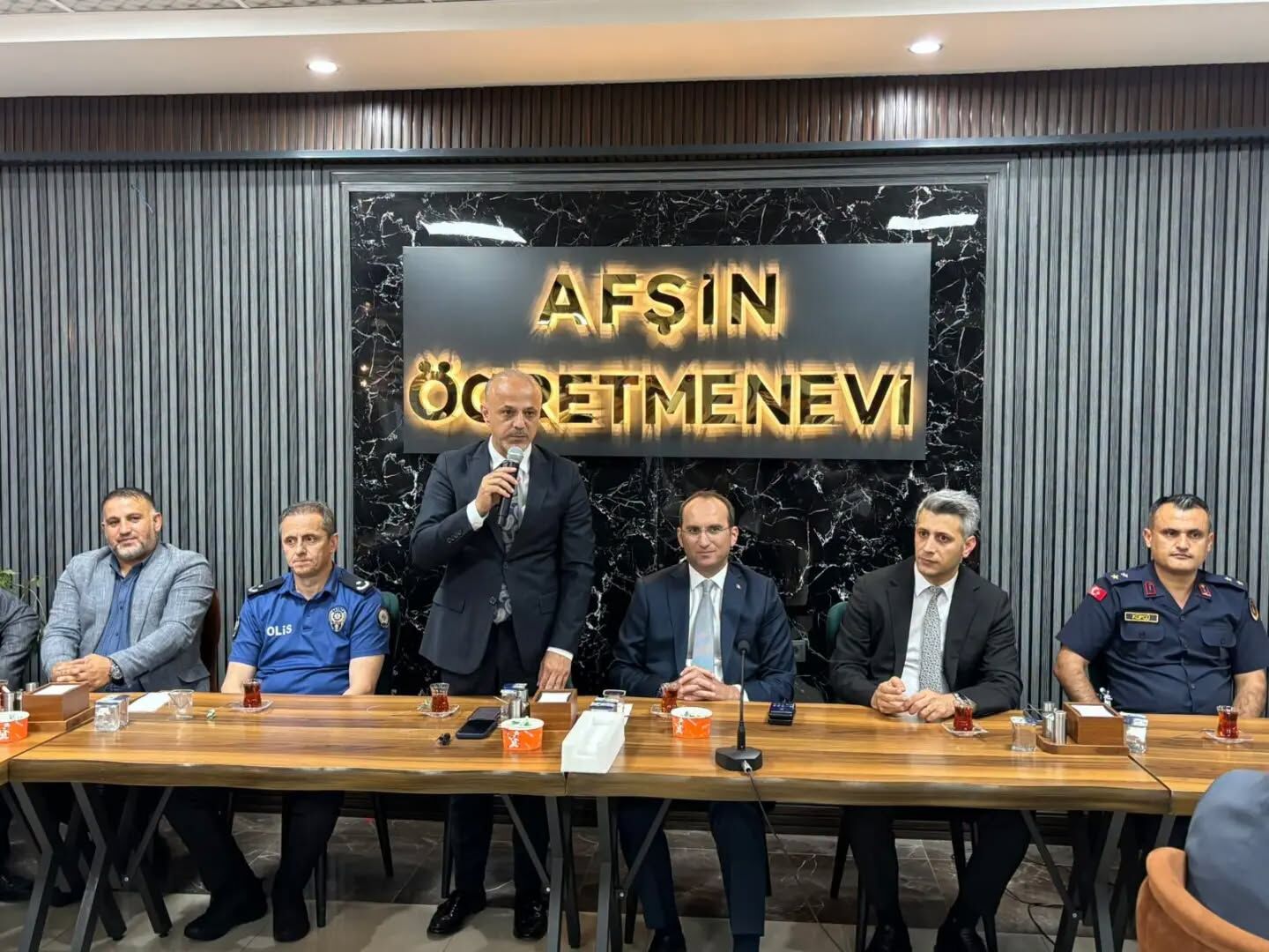 Afşin Kaymakamı Muammer Sarıdoğan’a Veda Programı Düzenlendi3