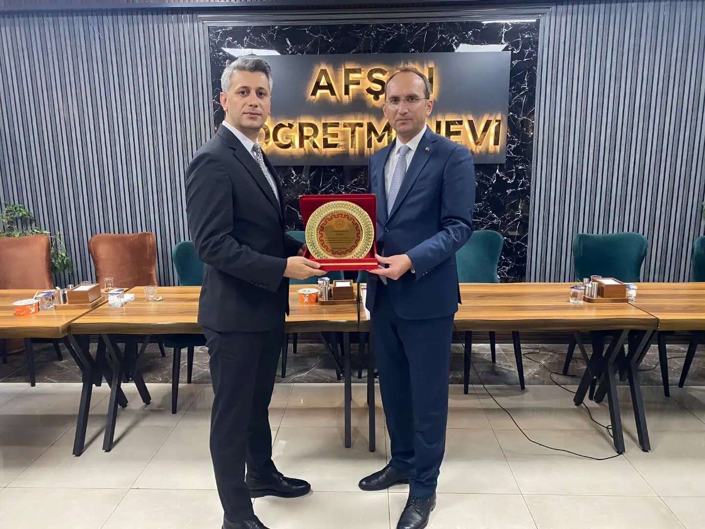 Afşin Kaymakamı Muammer Sarıdoğan’a Veda Programı Düzenlendi6