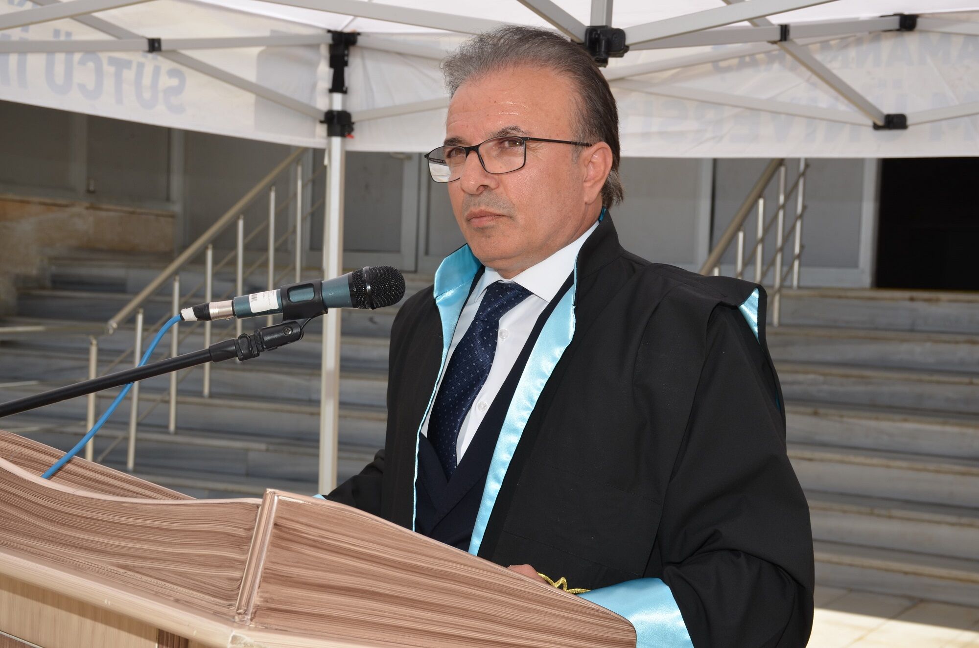 Afşin Myo’da Mezuniyet Coşkusu Yaşandı 30. Dönem Mezunları Kep Attı (4)
