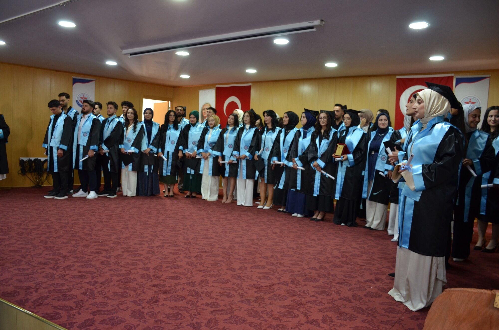 Afşin Sağlık Yüksekokulunda Mezuniyet Coşkusu (22)