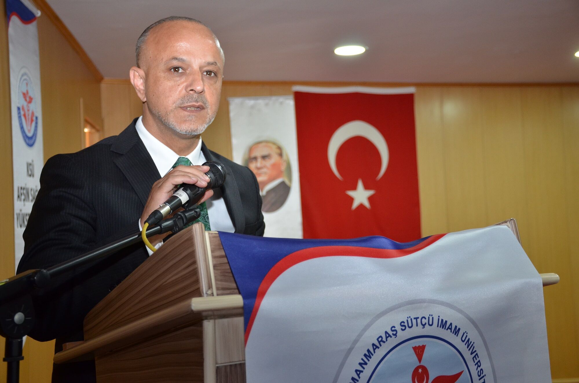 Afşin Sağlık Yüksekokulunda Mezuniyet Coşkusu (7)
