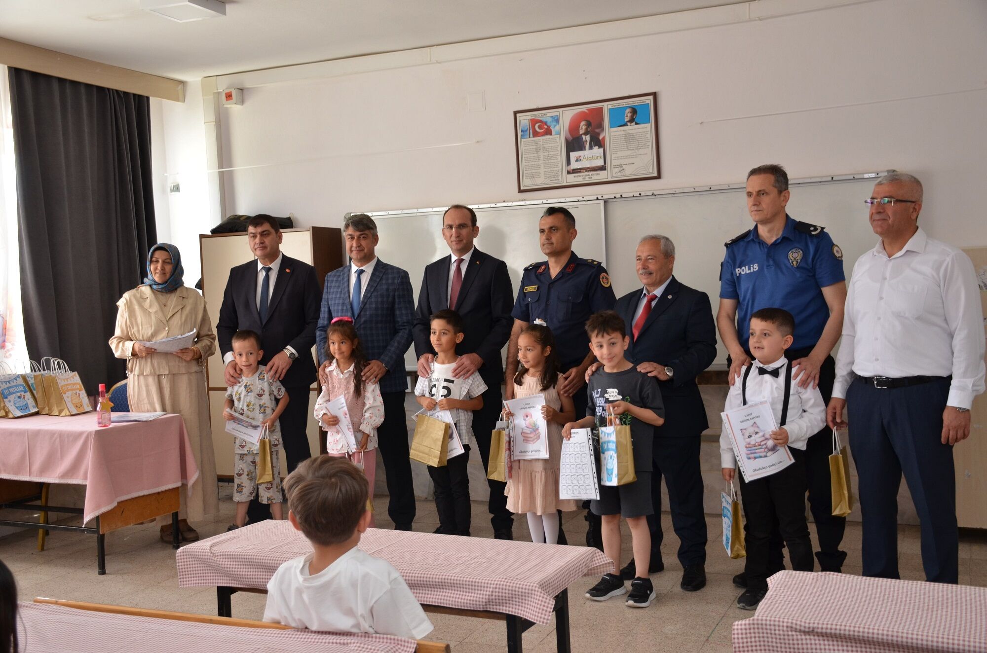 Afşin’de 17 Bin 527 Öğrenci Karne Sevinci Yaşadı (24)