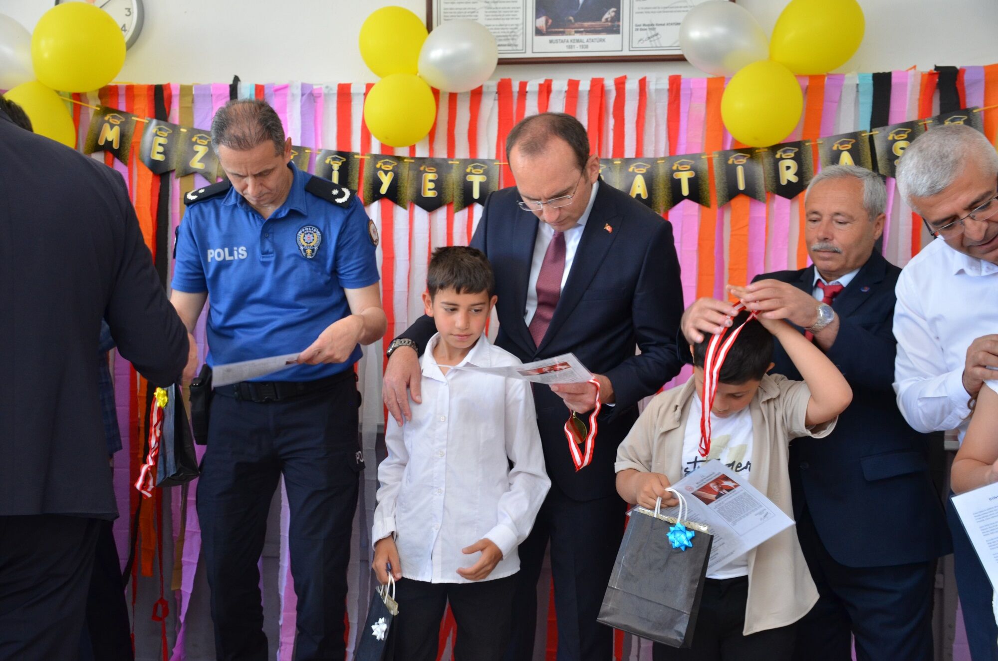 Afşin’de 17 Bin 527 Öğrenci Karne Sevinci Yaşadı (3)