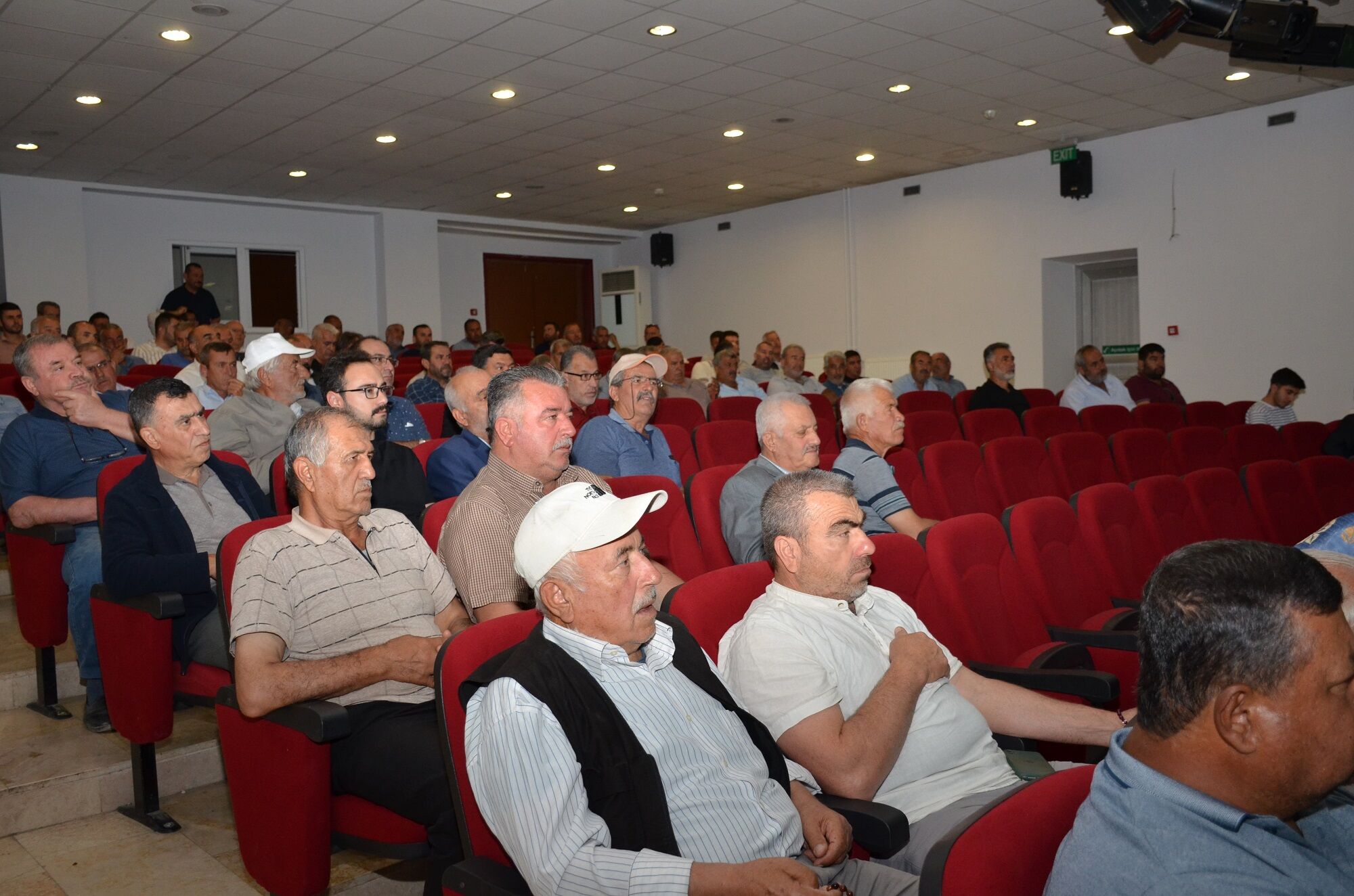 Afşin’de Çiftçilere Yönelik Bilgilendirme Toplantısı Ve Uygulayıcı Eğitimi Düzenlendi (11)