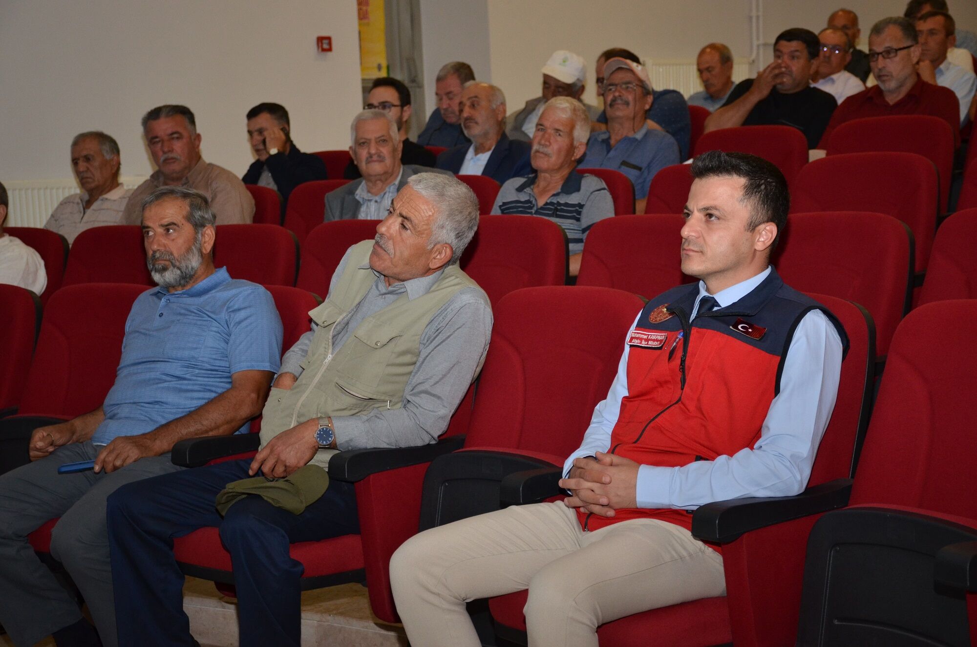 Afşin’de Çiftçilere Yönelik Bilgilendirme Toplantısı Ve Uygulayıcı Eğitimi Düzenlendi (8)
