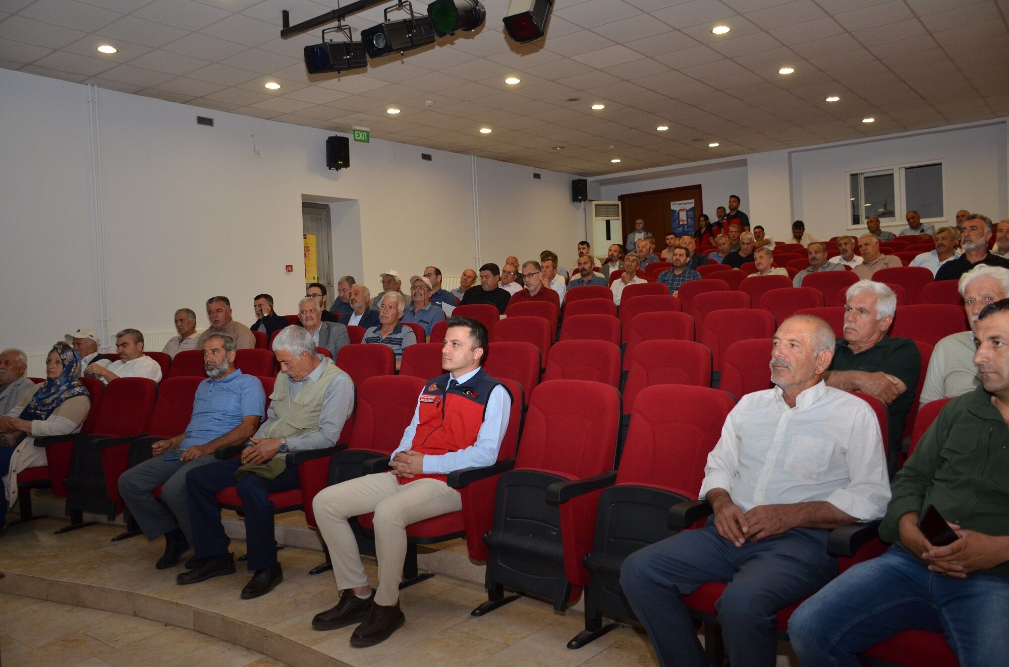 Afşin’de Çiftçilere Yönelik Bilgilendirme Toplantısı Ve Uygulayıcı Eğitimi Düzenlendi (9)