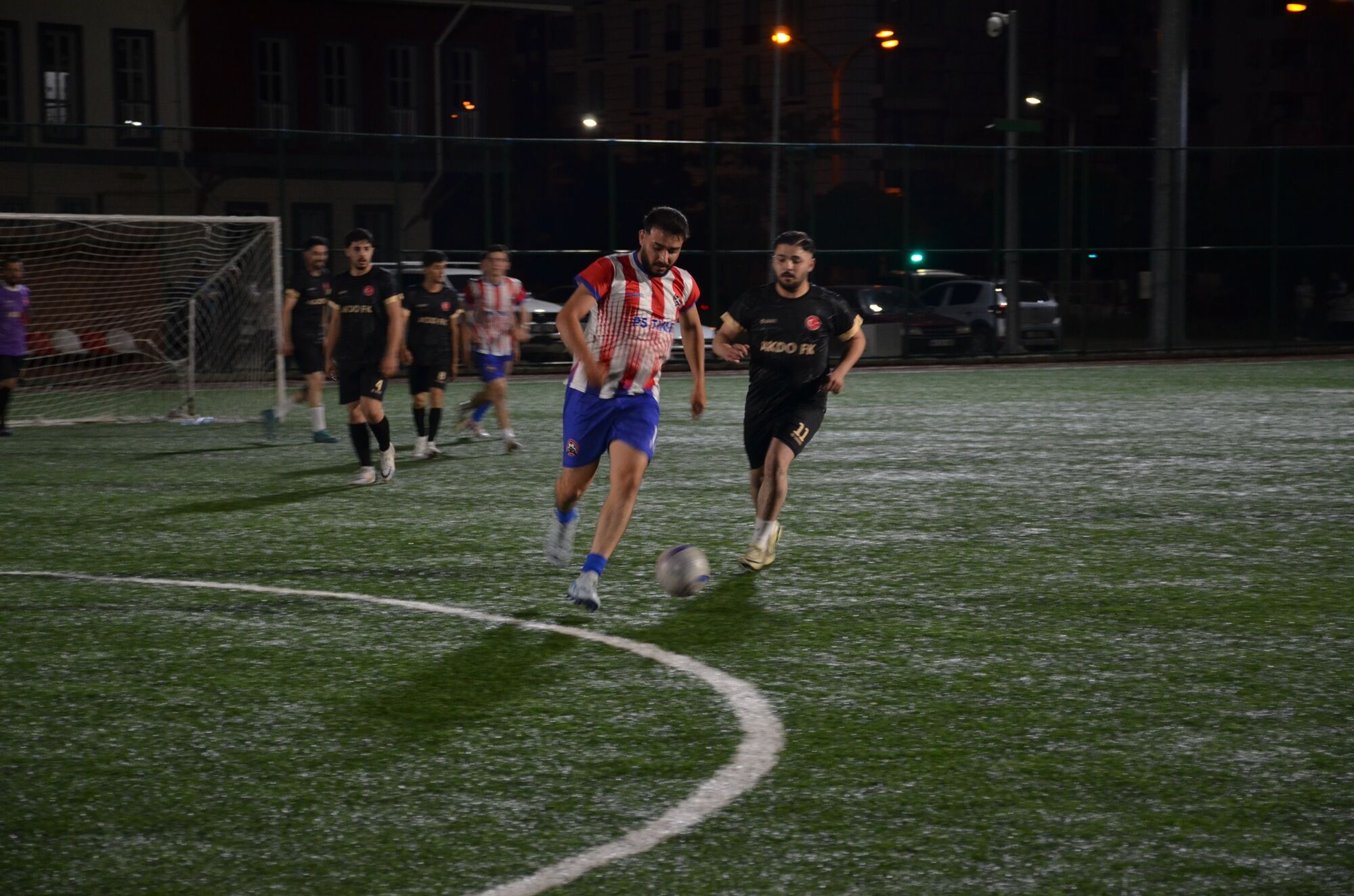 Afşin’de Futbol Turnuvasında Çeyrek Final Heyecanı Başladı (8)