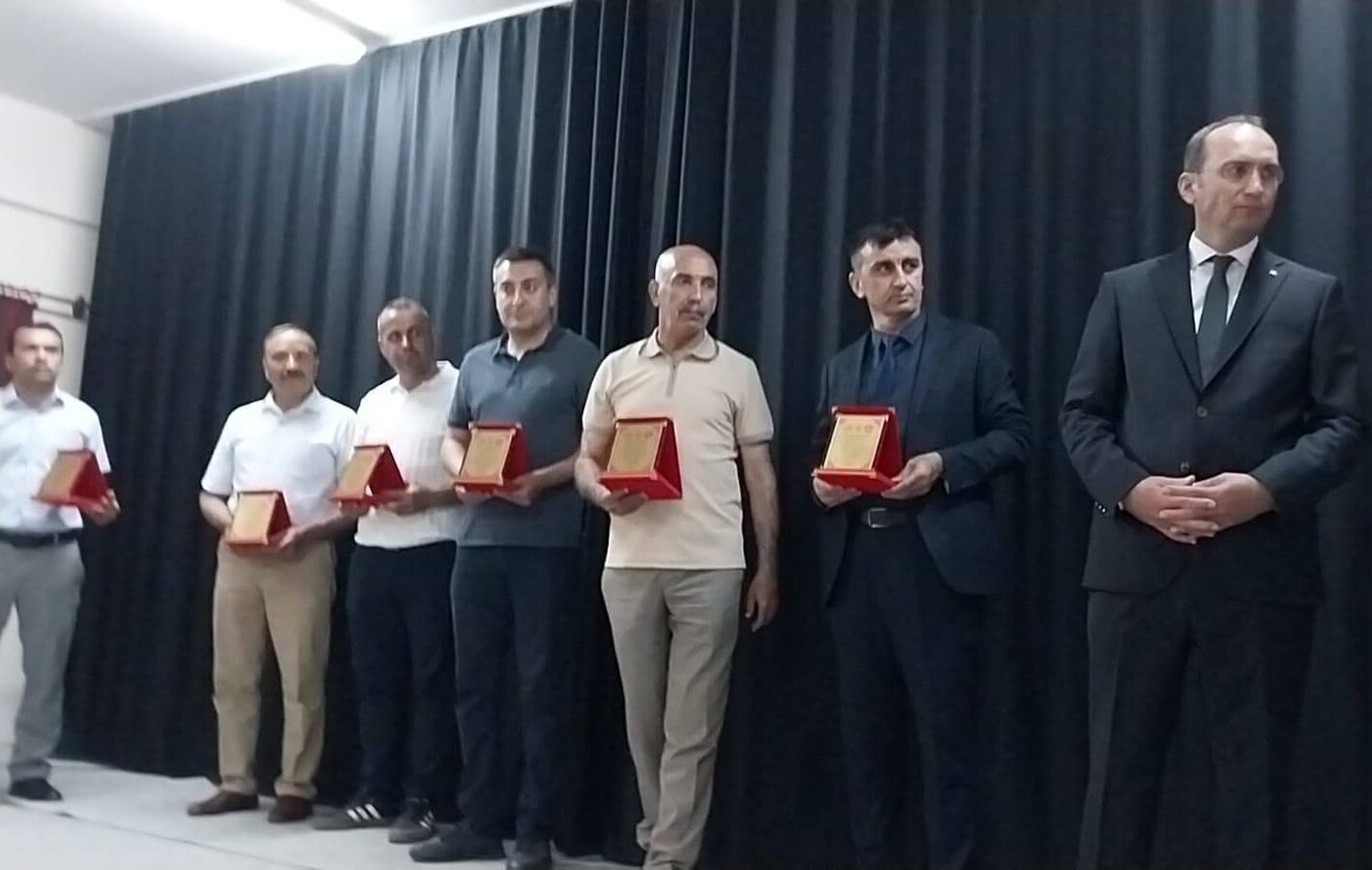 Ahmet Süreyya Durna Adına Şiir Okuma Yarışması Düzenlendi (1)