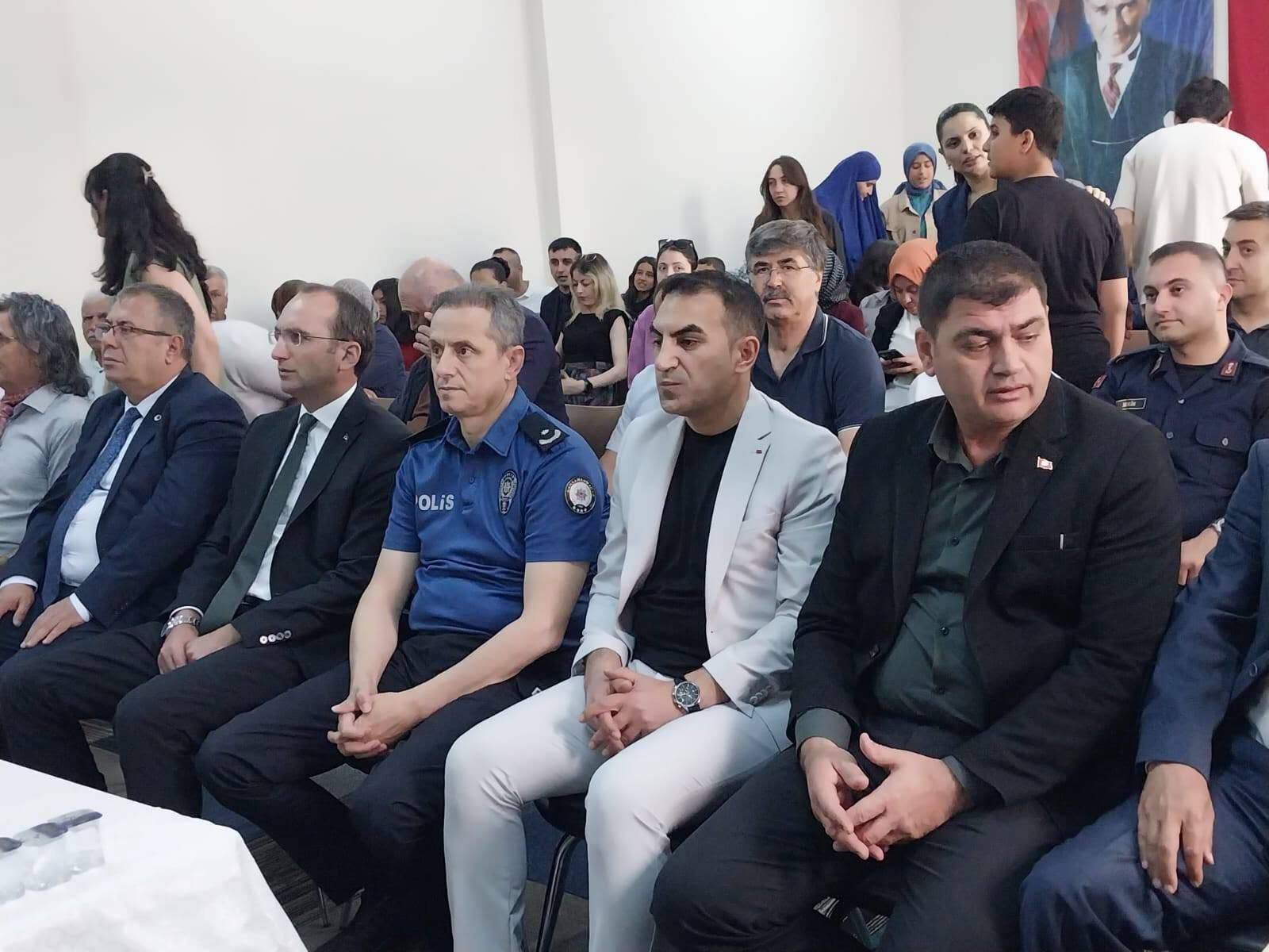 Ahmet Süreyya Durna Adına Şiir Okuma Yarışması Düzenlendi (16)