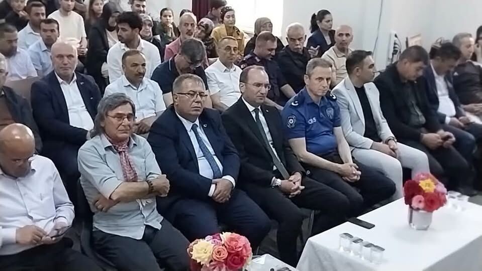 Ahmet Süreyya Durna Adına Şiir Okuma Yarışması Düzenlendi (7)