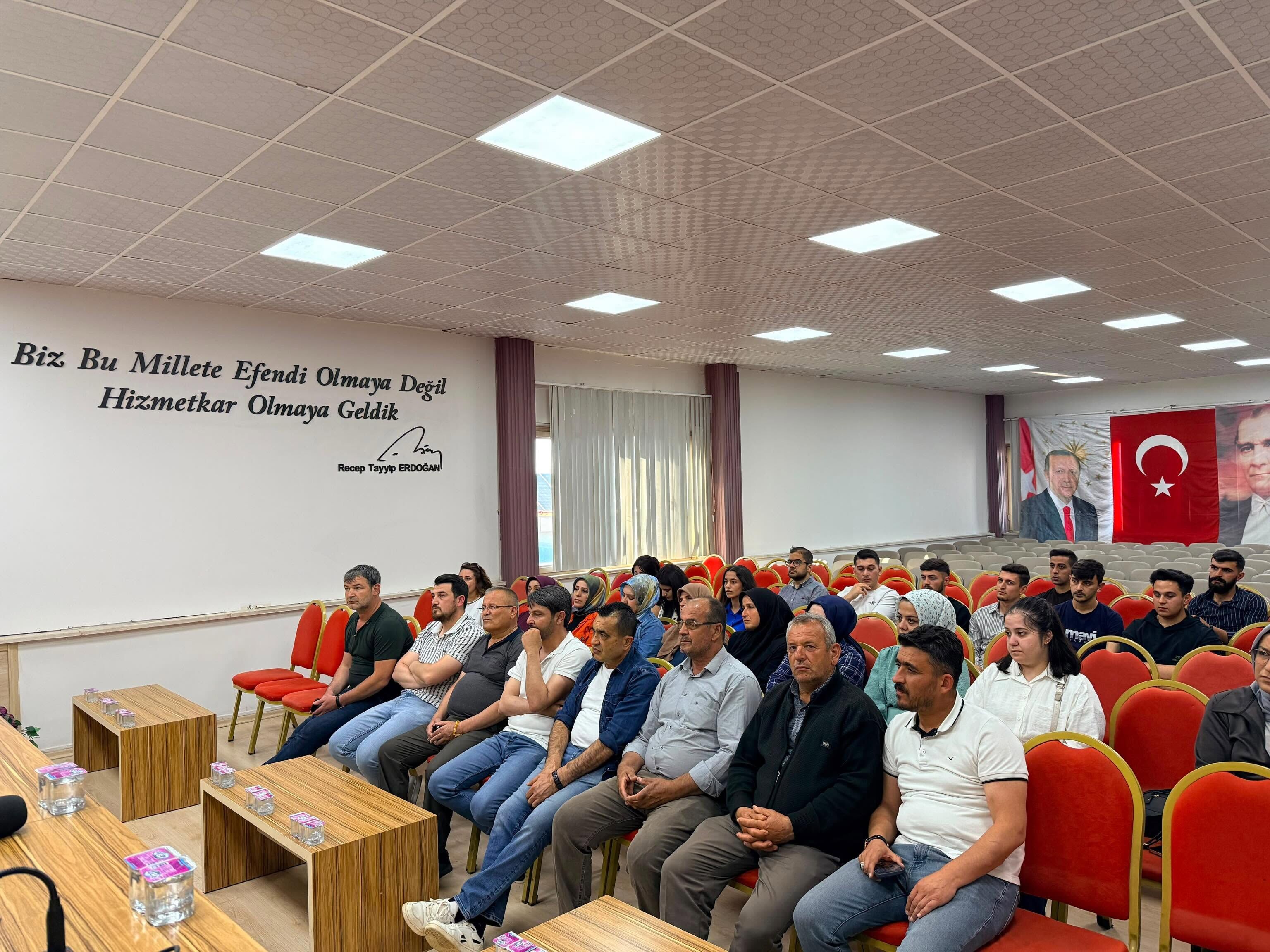 Ak Parti Afşin İlçe Teşkilatından Üç Kademe Yönetim Kurulu Toplantısı1-1