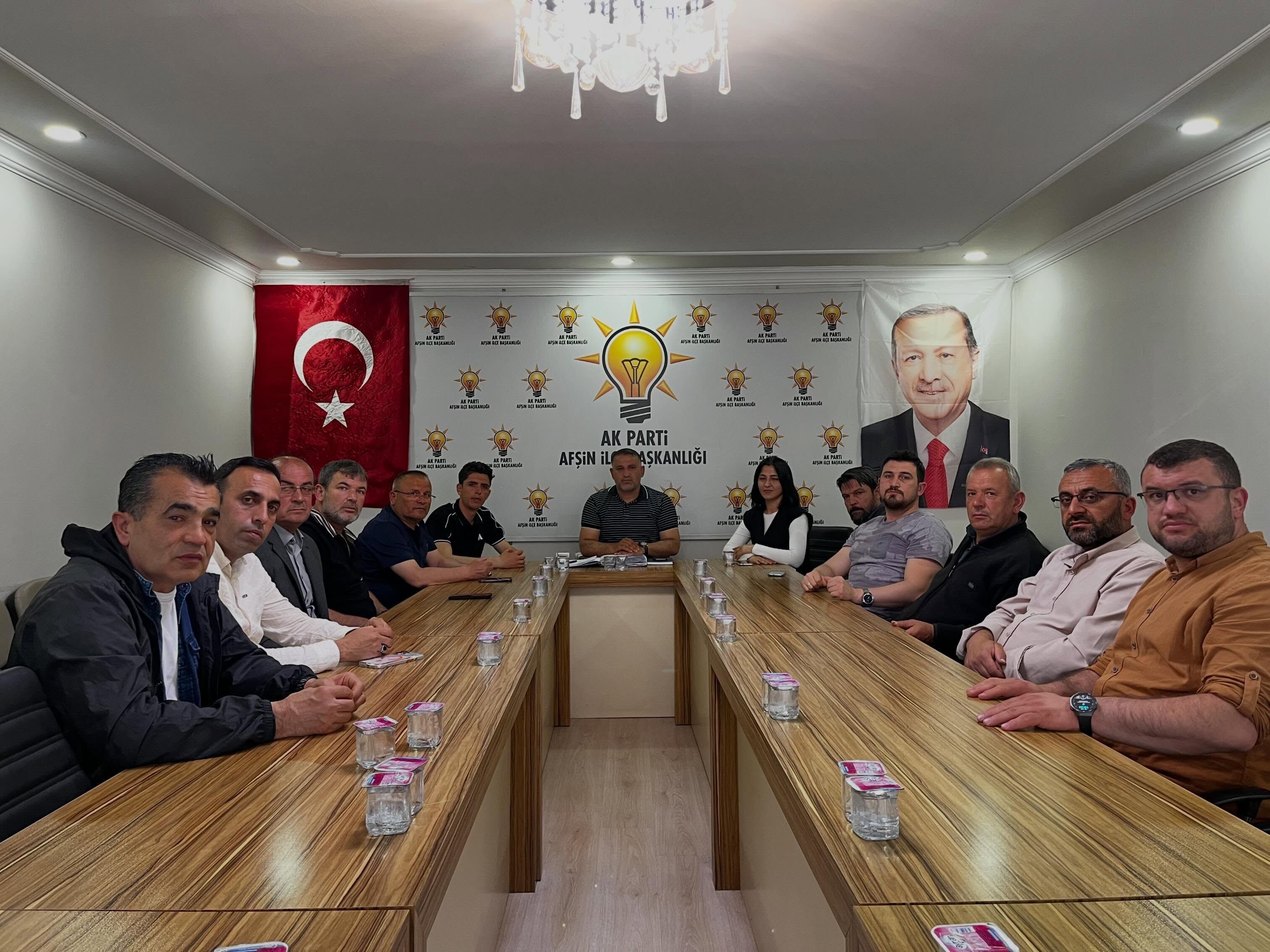 Ak Parti Afşin Teşkilatı Yönetim Kurulu Toplantısında Bir Araya Geldi2