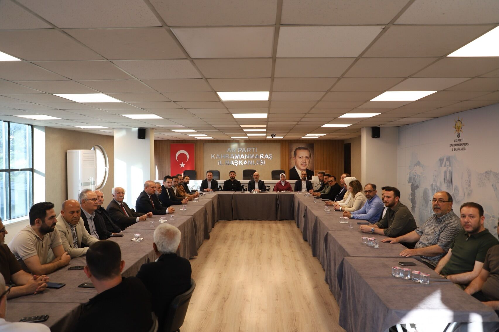Ak Parti Kahramanmaraş İl Yönetim Kurulu Haftalık Olağan Toplantısı Gerçekleştirdi1