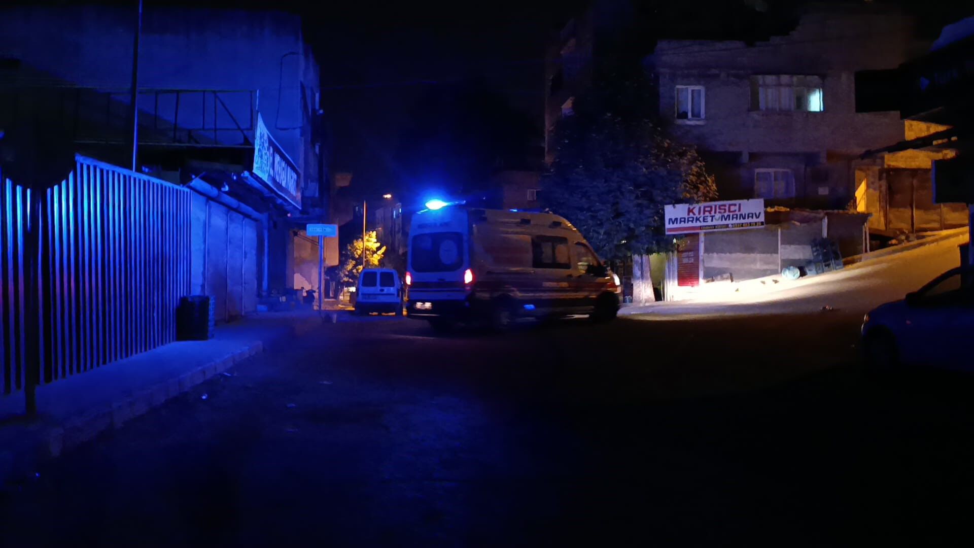 Arkadaş Kavgası Kanlı Bitti 1 Yaralı (3)