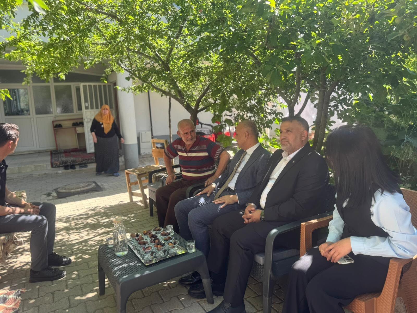 Başkanı Kıraç Ve Ak Parti Heyetinden Hacılara Ziyaret9