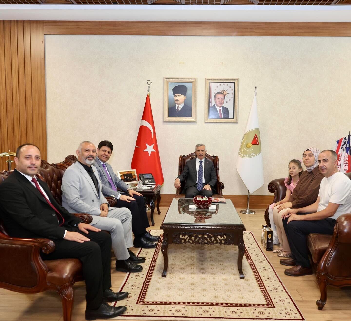 Ci̇mer Yarışmasında Kahramanmaraşlı Öğrenci Öne Çıktı2