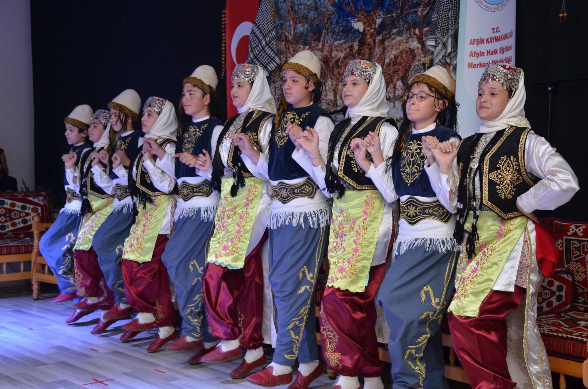 Afşin’de “Anadolu’dan Deyişler” Konserine Yoğun İlgi