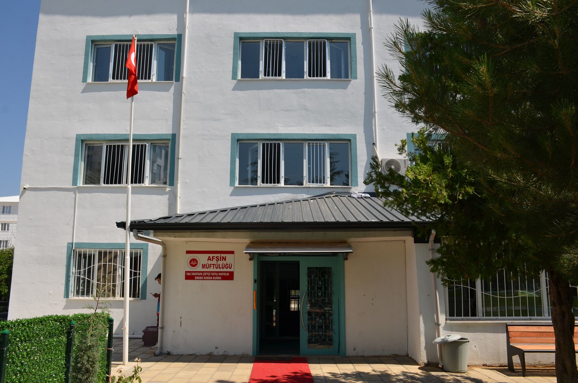 Afşin’de Gönülleri Isıtan Proje İhtiyaç Sahiplerine Sıcak Yemek Desteği