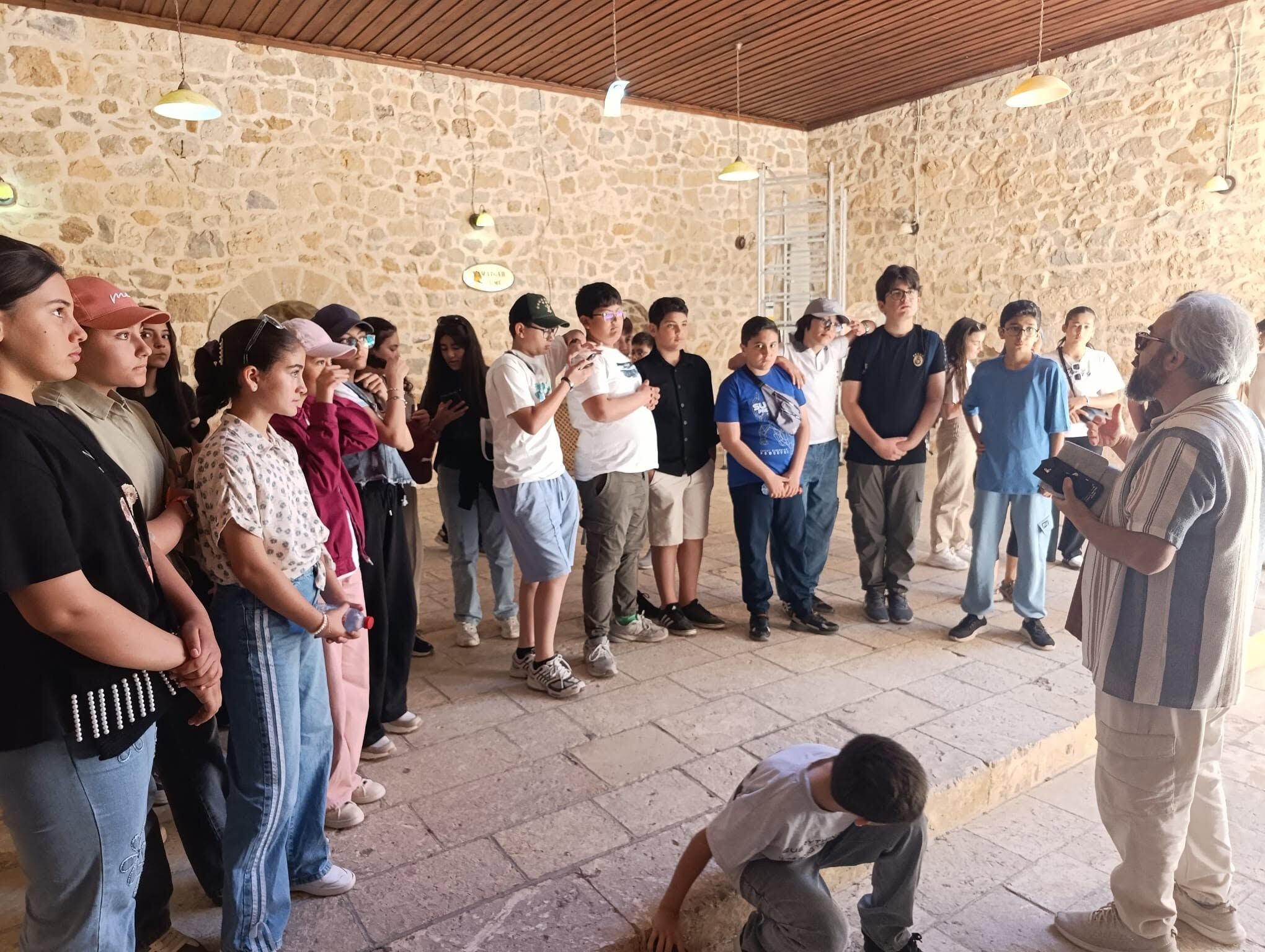 Elbistanlı Öğrencilerden Ziyaret Eshab I Kehf’i Yerinde Tanıdılar (4)