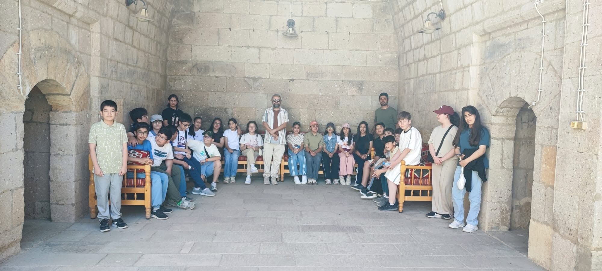Elbistanlı Öğrencilerden Ziyaret Eshab I Kehf’i Yerinde Tanıdılar (6)