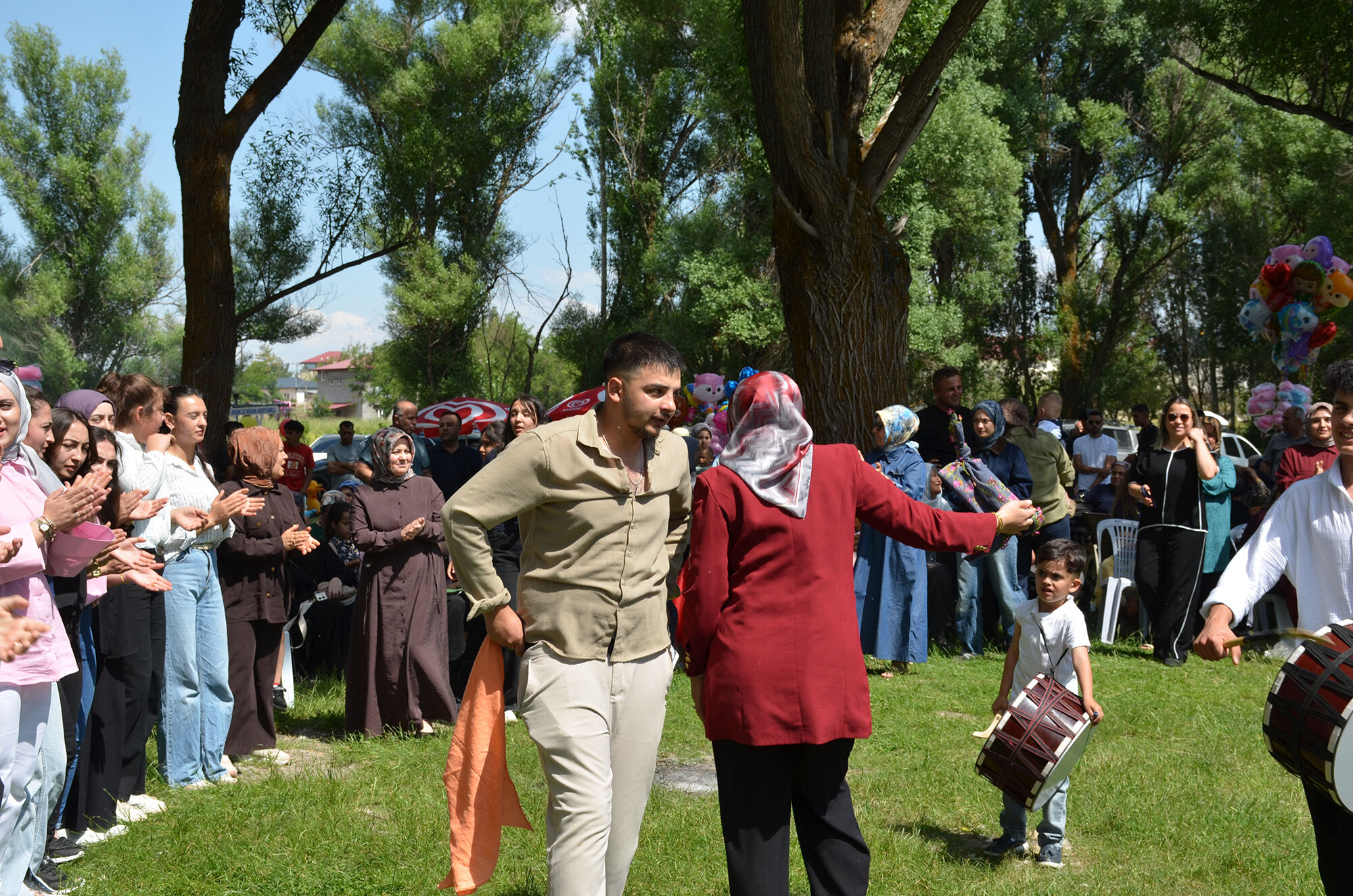 Emirilyas Yaz Şenliği’nde Vatandaşlar Doyasıya Eğlendi (1)