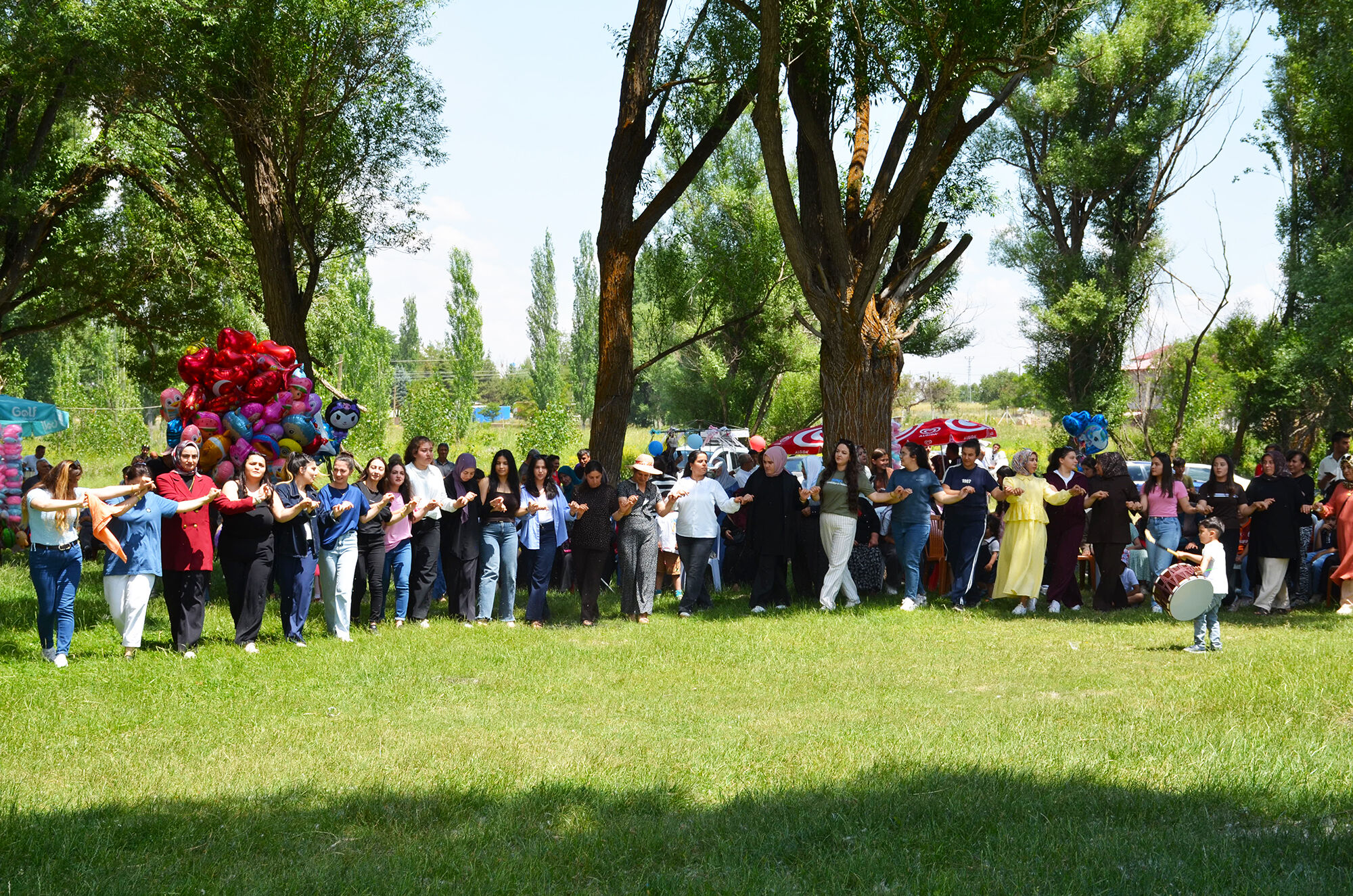 Emirilyas Yaz Şenliği’nde Vatandaşlar Doyasıya Eğlendi (22)