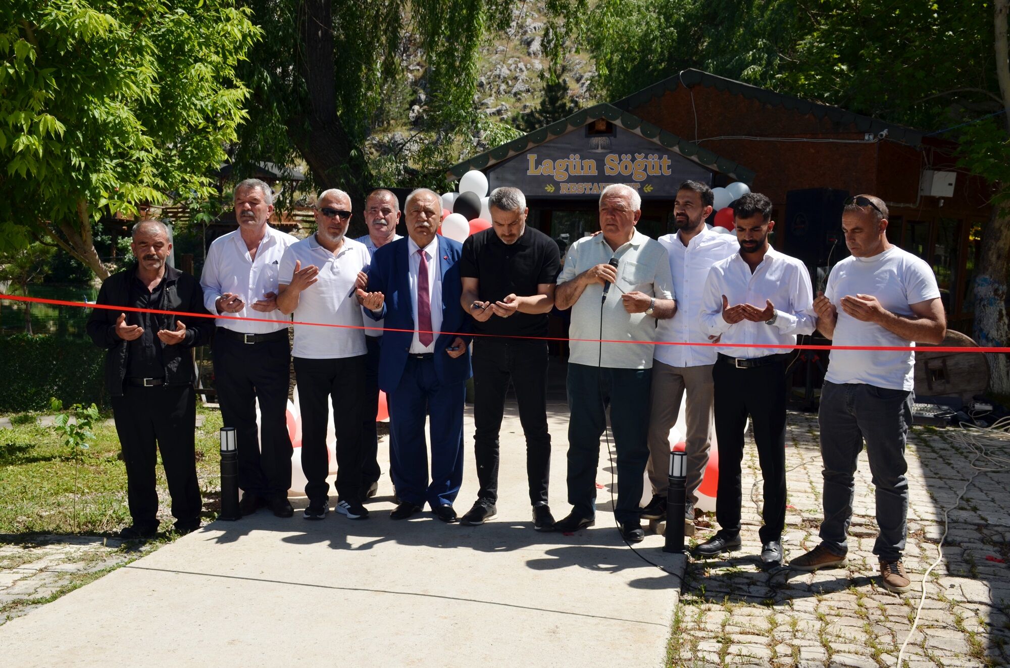 Eşsiz Göl Manzarasıyla Lagün Söğüt Restaurant Hizmete Açıldı (15)