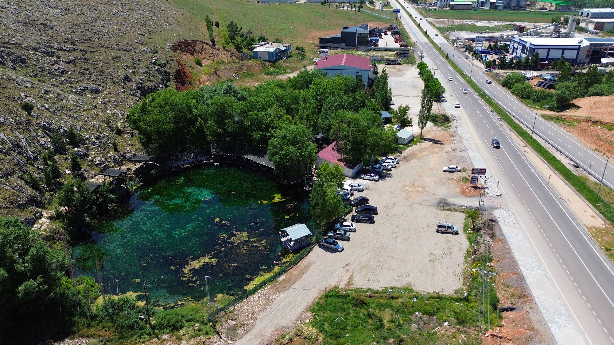 Eşsiz Göl Manzarasıyla Lagün Söğüt Restaurant Hizmete Açıldı (3)
