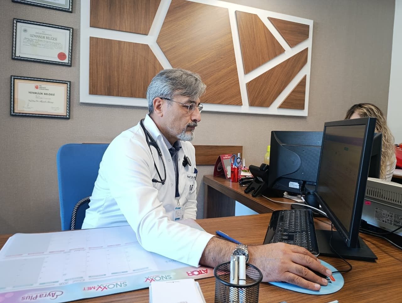 Gençlerde Kalp Krizi Alarmı Uzmandan Kritik Uyarı “Sıcaklar Ve Susuzluk Riski Artırıyor” (1)