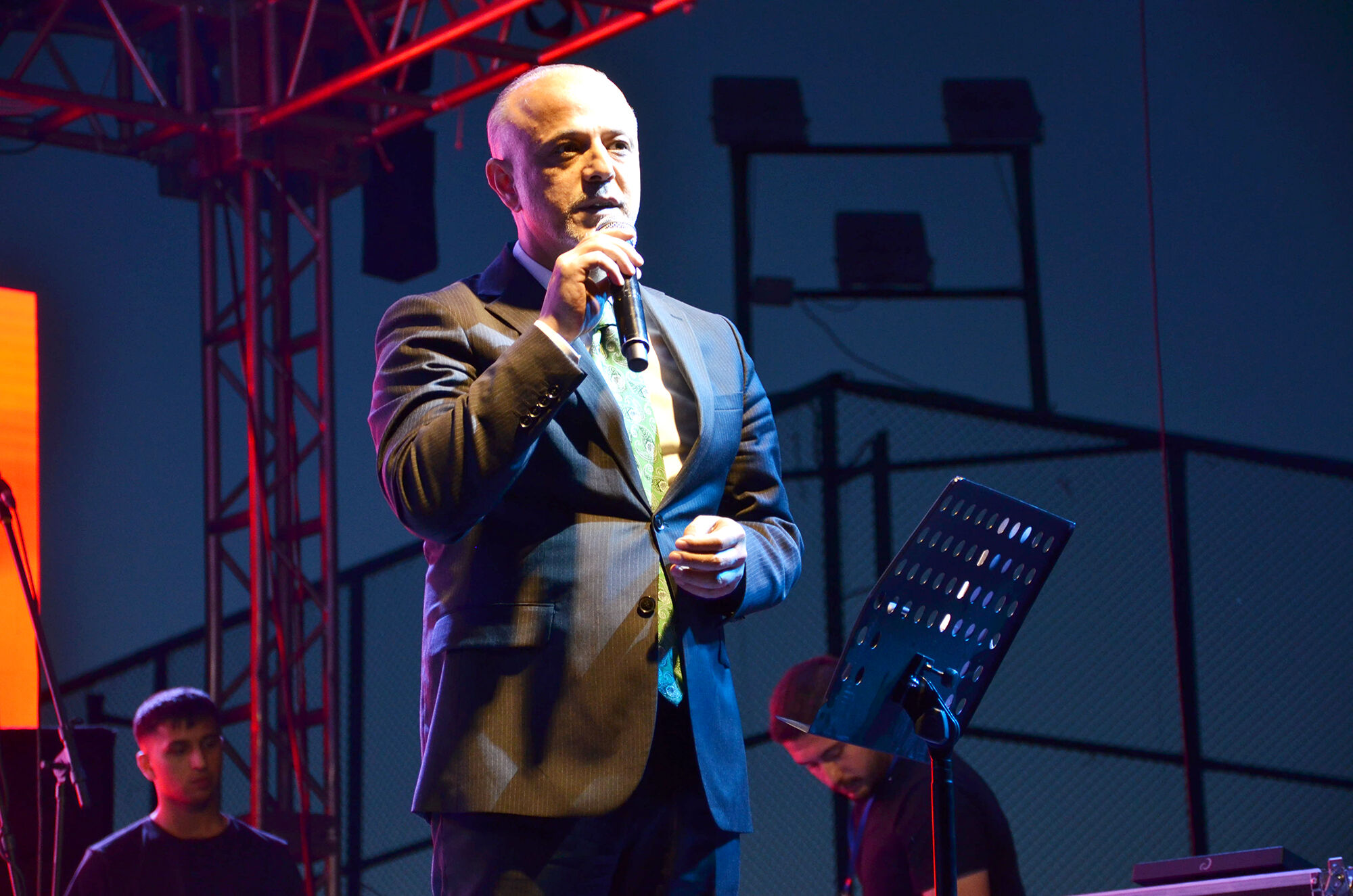 Gençlik Festivali’nde Başkan Kıraç Şiir Okudu (2)