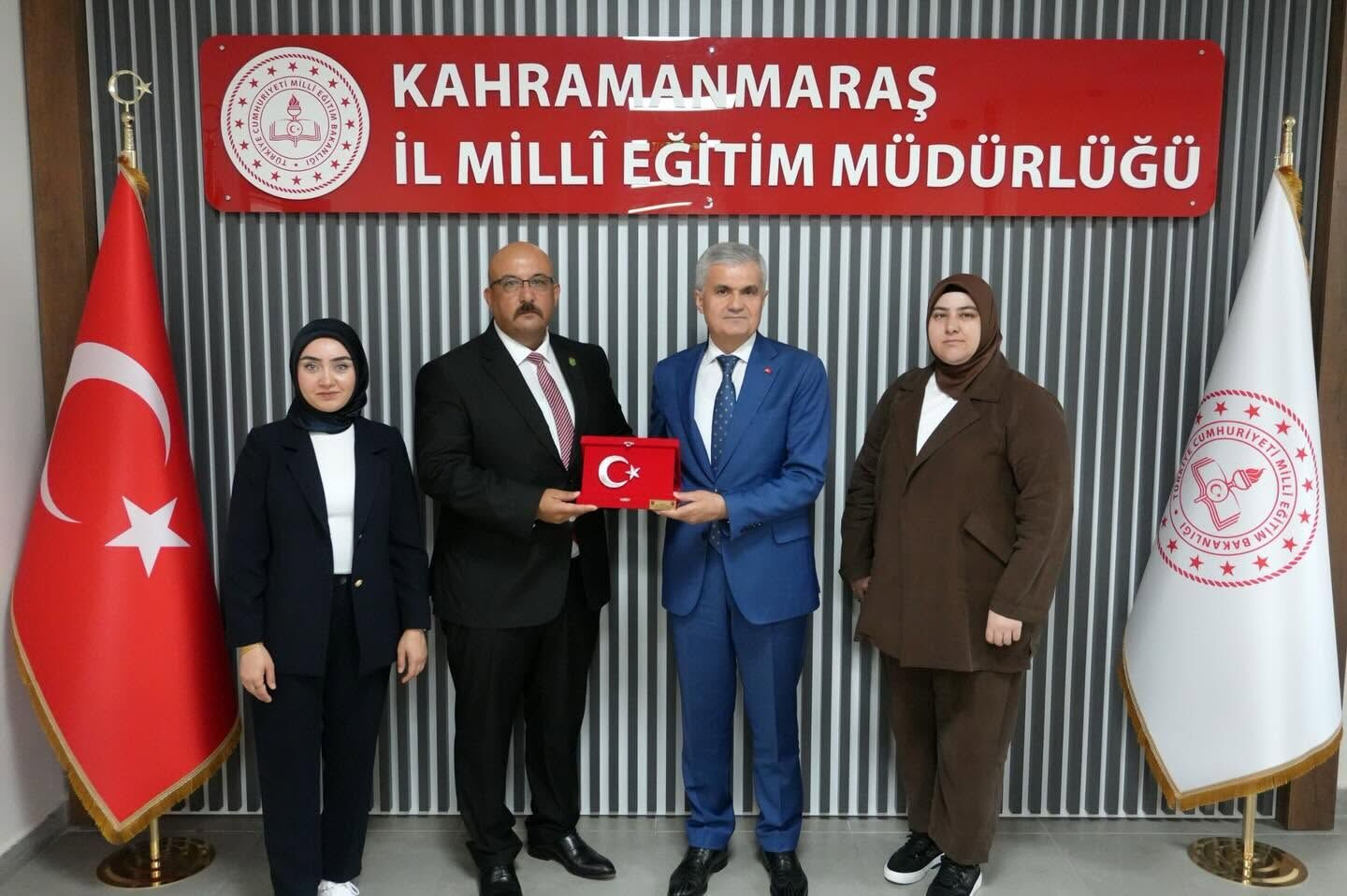 İl Millî Eğitim Müdürü Akpınar, Şehit Aileleri Ve Gaziler Derneği Heyetini Ağırladı1
