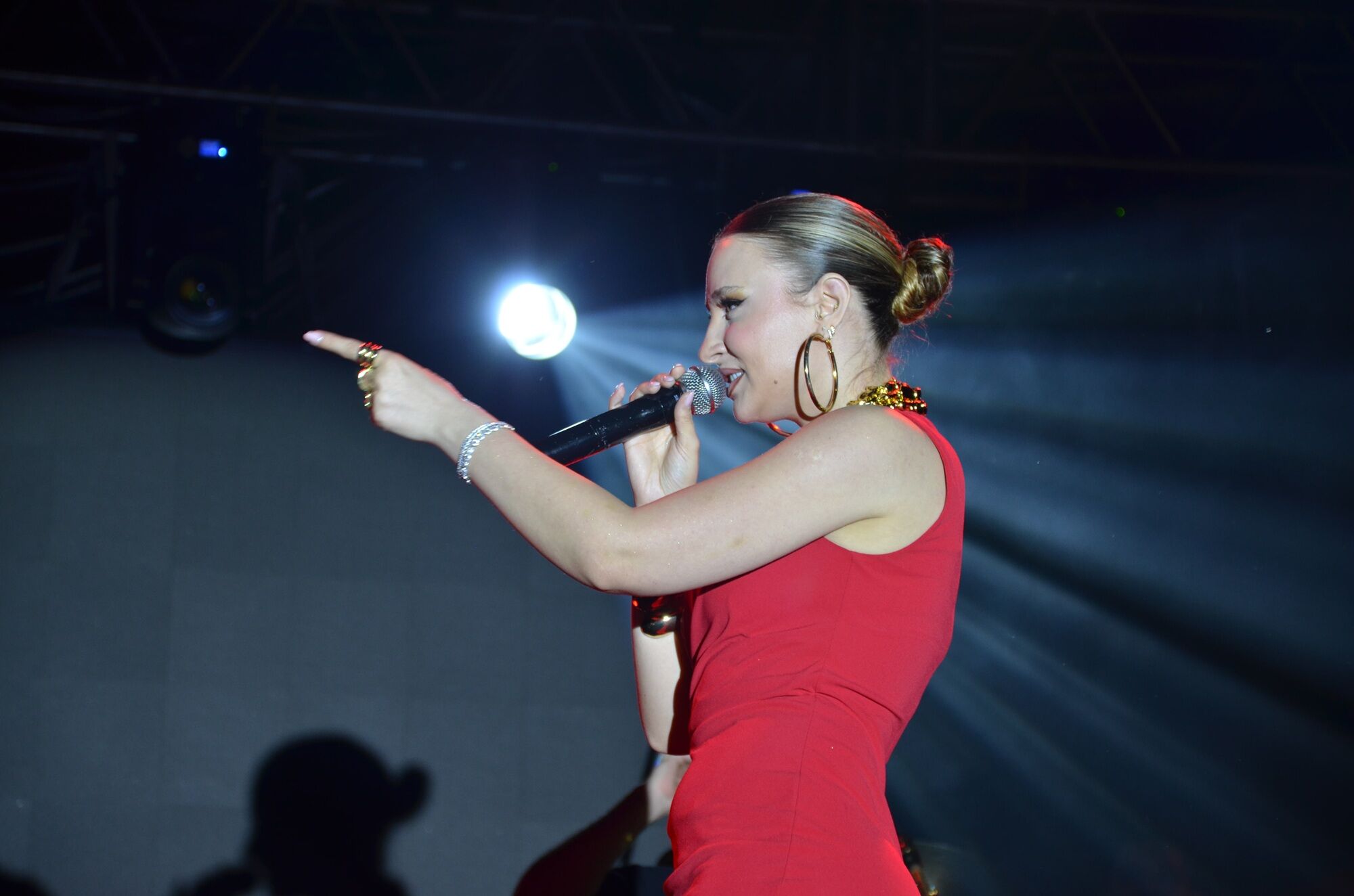 Irmak Arıcı Şarkılarıyla Afşin Gençlik Festivali’ne Damga Vurdu (5)
