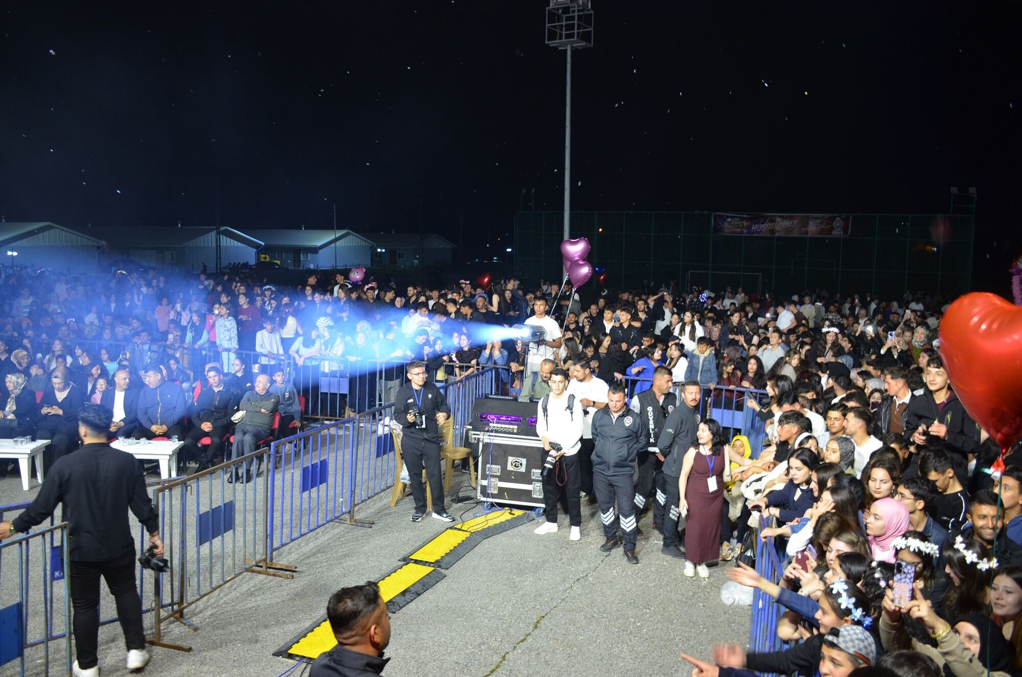 Irmak Arıcı Şarkılarıyla Afşin Gençlik Festivali’ne Damga Vurdu