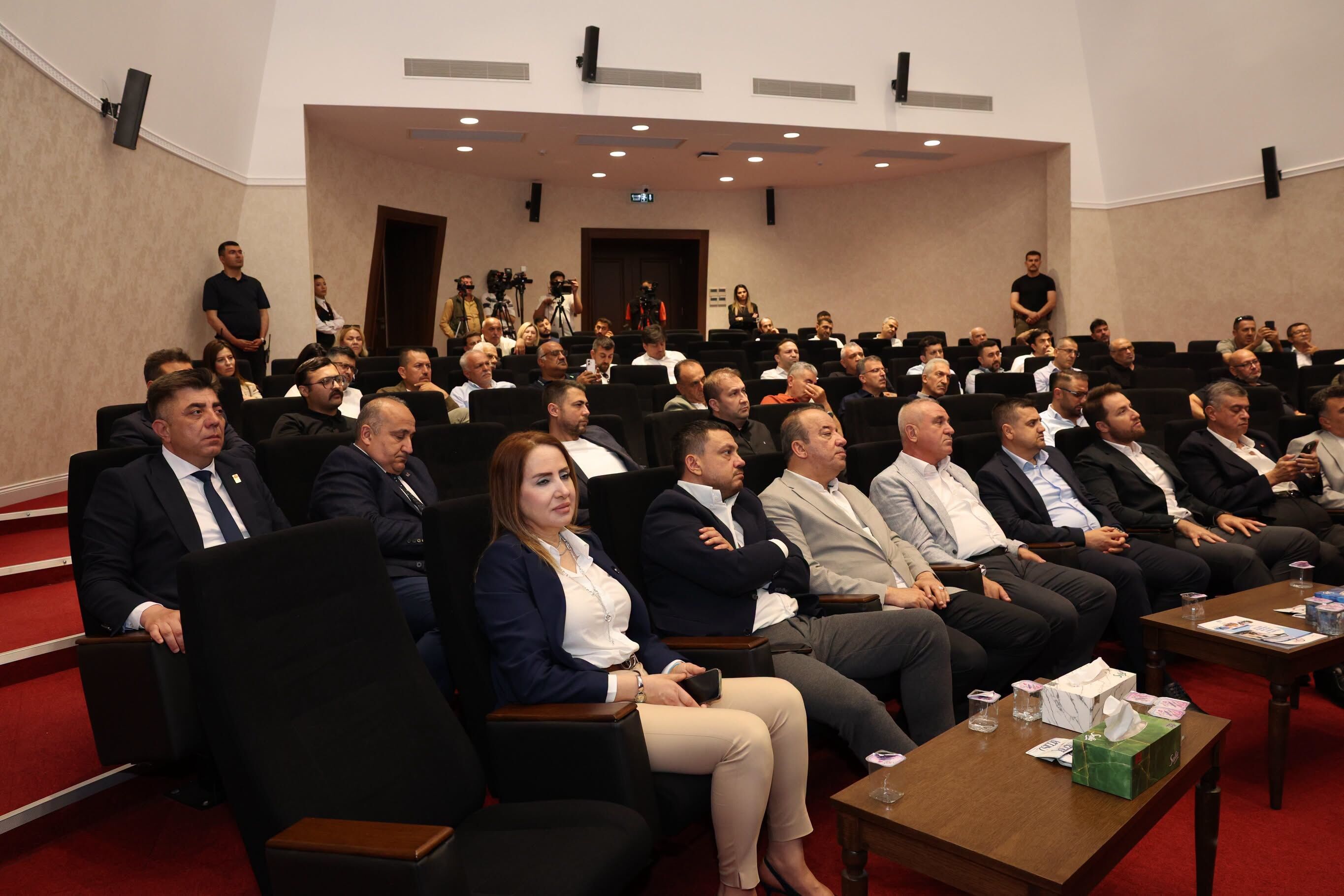 Kahramanmaraş’ta 34. Meclis Toplantısı Gerçekleştirildi Kahramanmaraş’ı Güçlü Yarınlara Taşıyacağız1