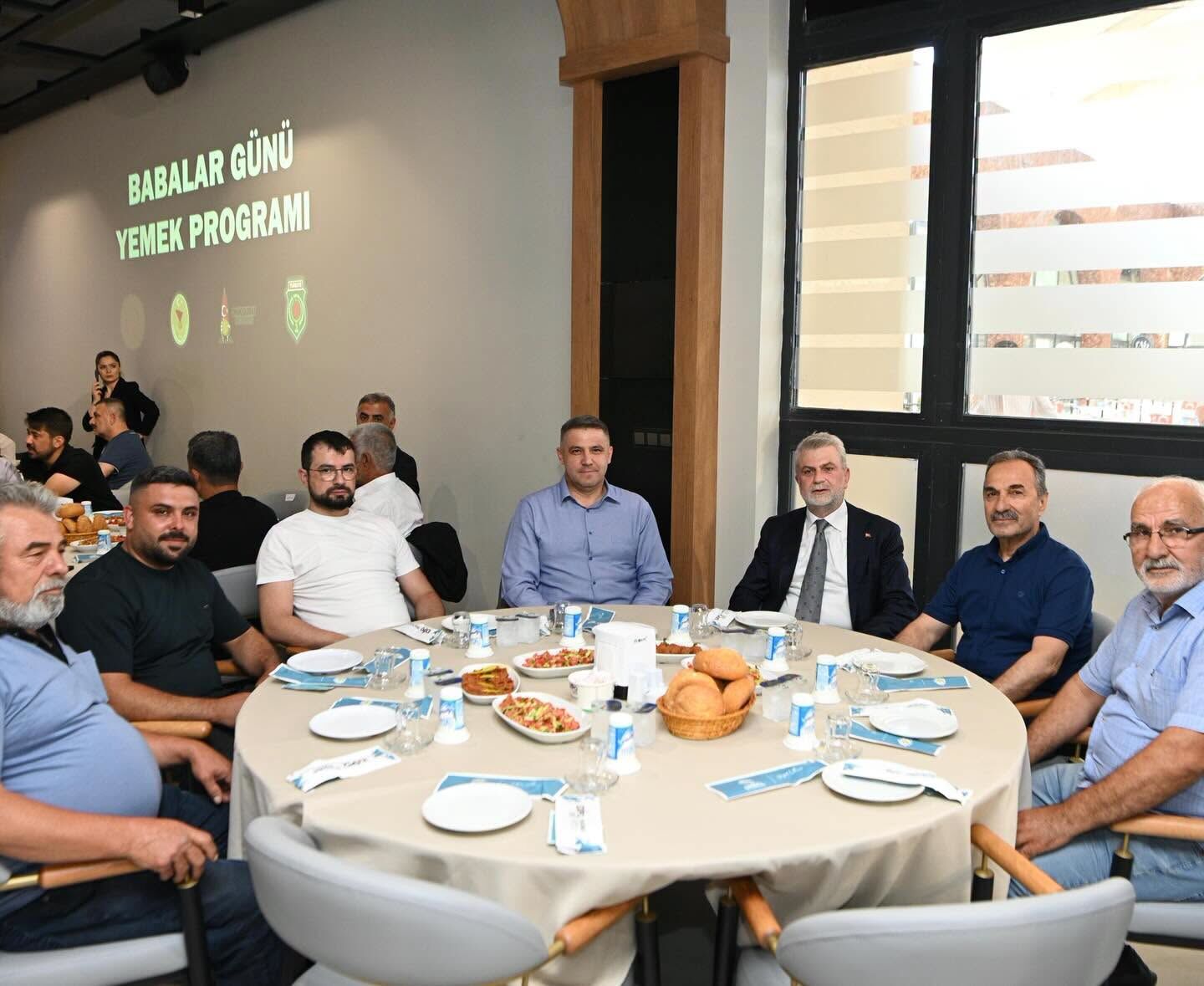 Kahramanmaraş’ta Babalar Gününde Anlamlı Buluşma