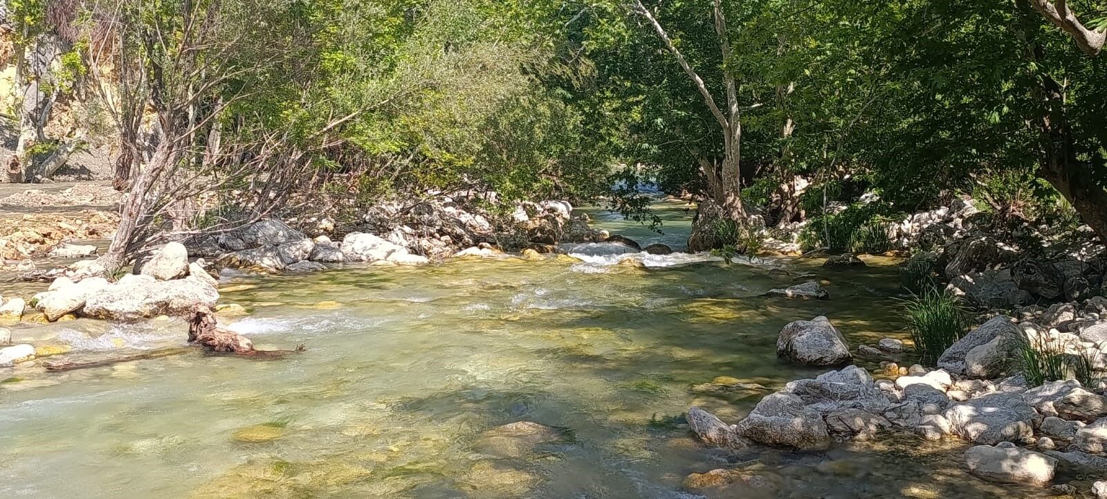 Karasu Vadisi Görenleri Kendine Hayran Bırakıyor (4)