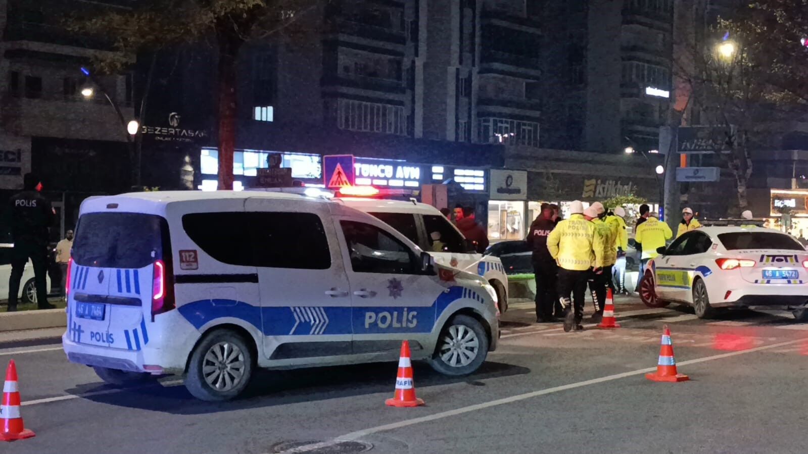 Nişanlı Çiftin Öldüğü Kazada Tahliye Kararı Abladan Adalet Çağrısı (1)