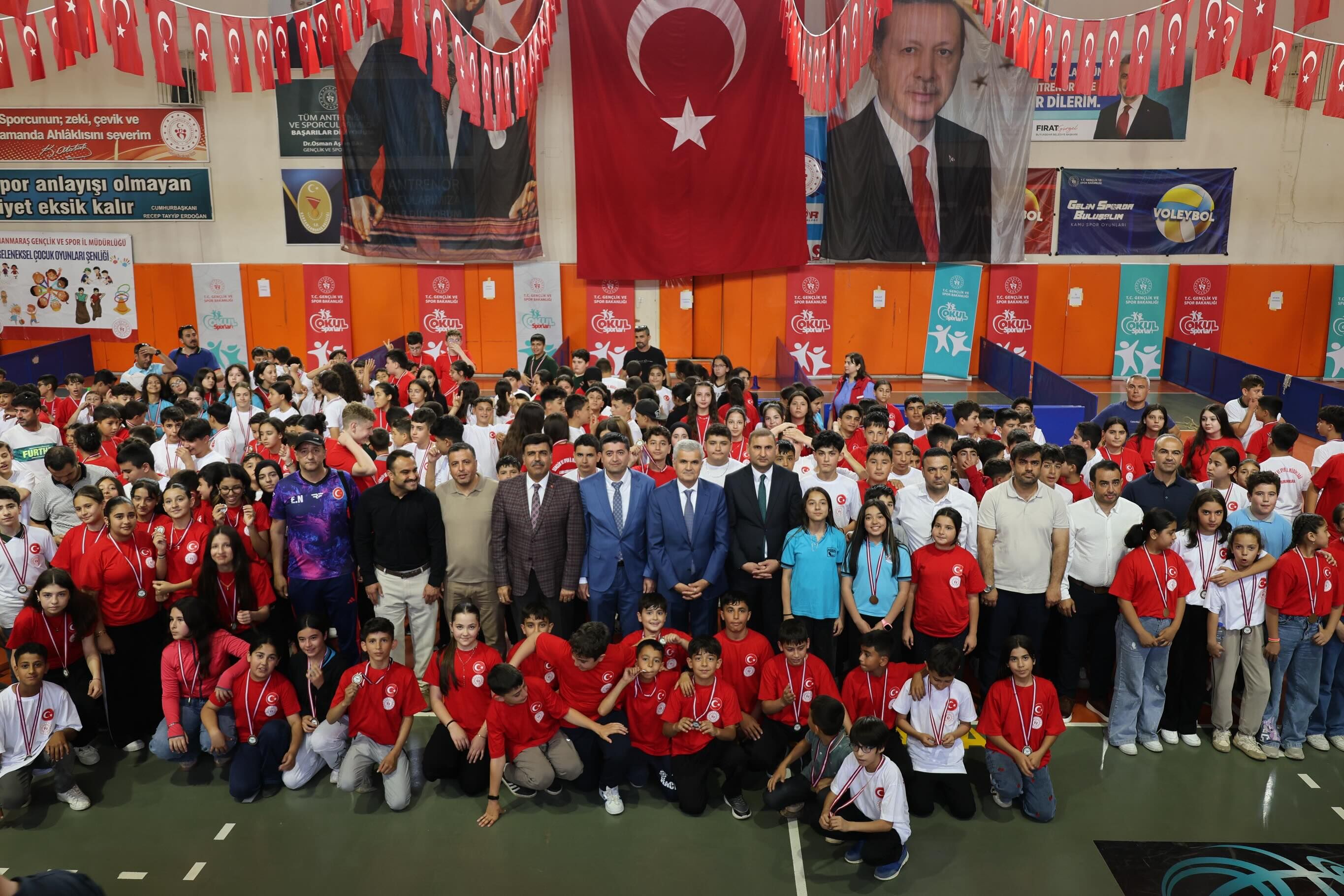 Okul Sporları Geleneksel Çocuk Oyunları Kapanış Programı Coşkuyla Gerçekleştirildi6