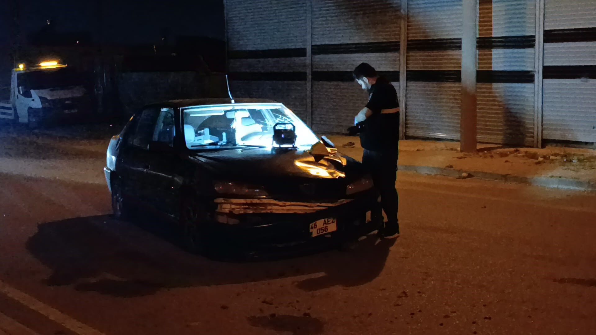 Otomobil Elektrikli Motosiklete Çarptı 13 Yaşındaki Çocuk Ağır Yaralandı (4)