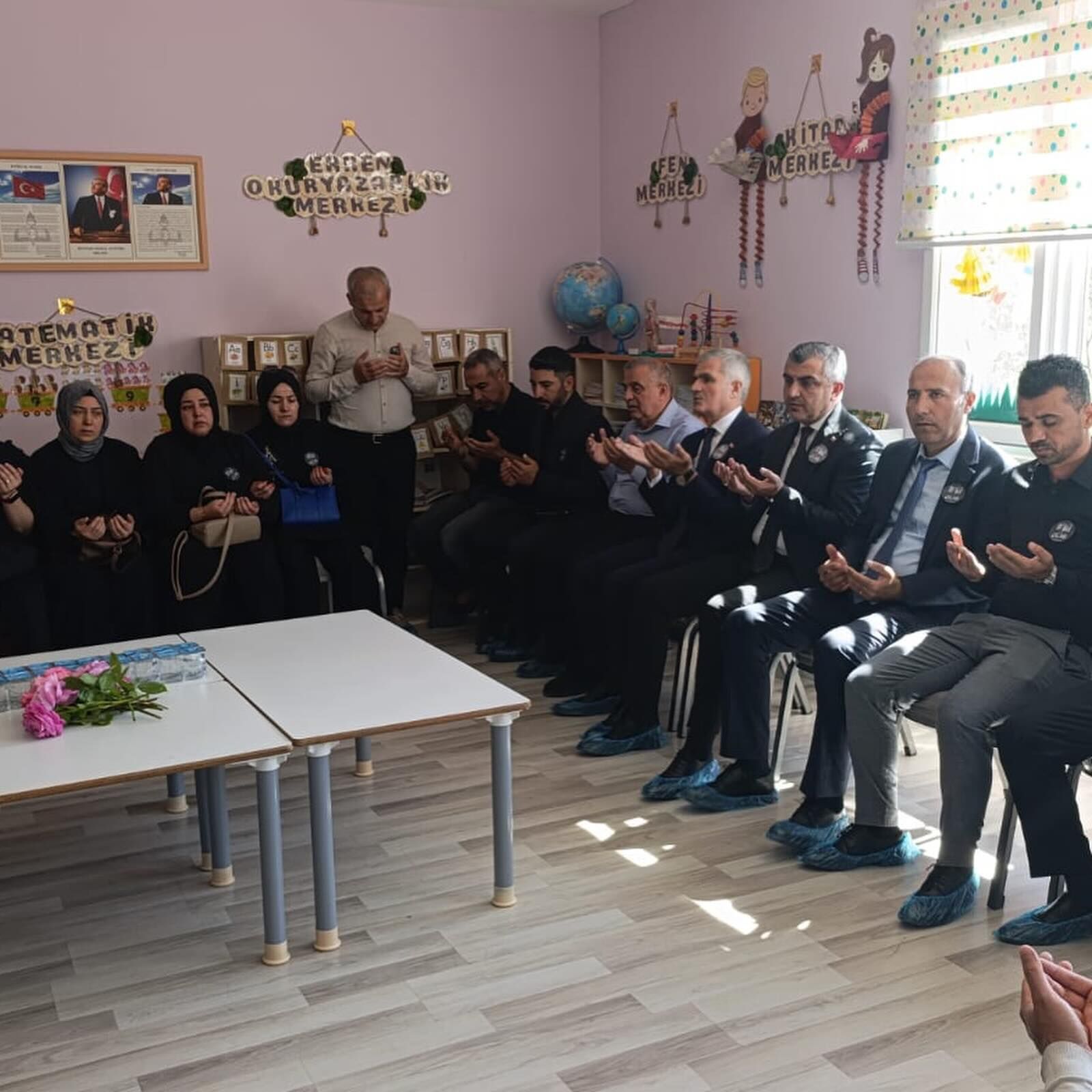 Pazarcık’ta Hayatını Kaybeden Öğretmen Ve Evlatları İçin Anma Programı Düzenlendi4