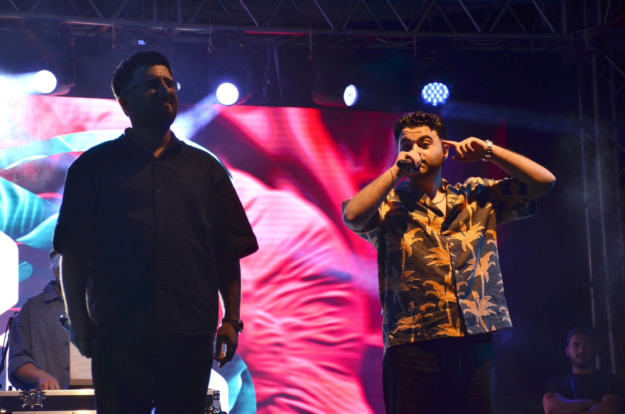 Tefo Ve Seko Afşin Gençlik Festivali’nde Sahne Aldı Rabia Parkı Coşkuya Boğuldu (17)