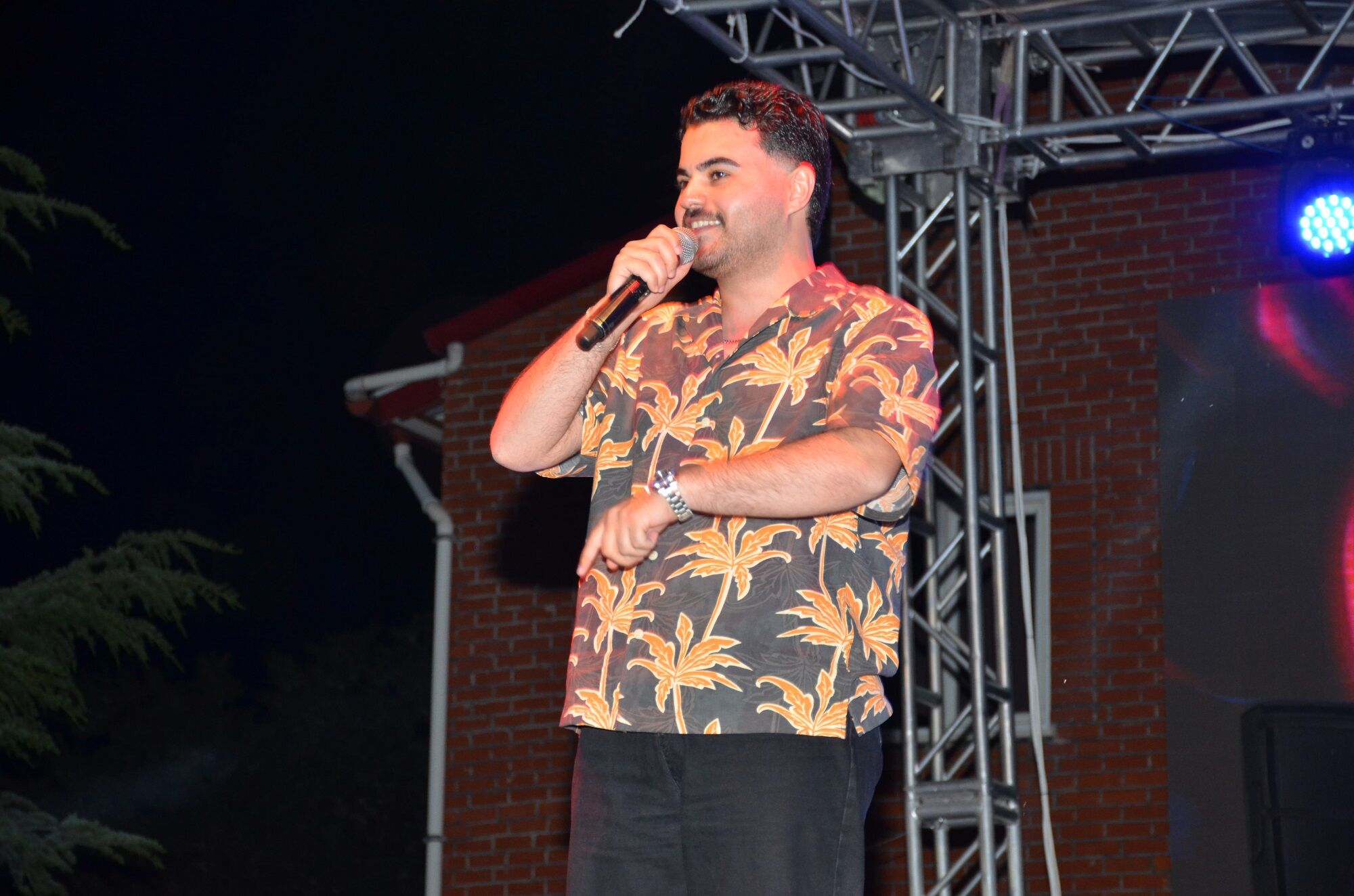 Tefo Ve Seko Afşin Gençlik Festivali’nde Sahne Aldı Rabia Parkı Coşkuya Boğuldu (9)