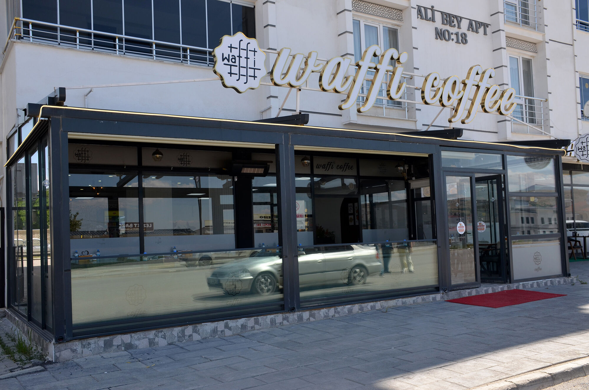 Waffi Coffee Yaz Sezonuna Hazır Yeni Tatlar Misafirlerini Bekliyor (17)