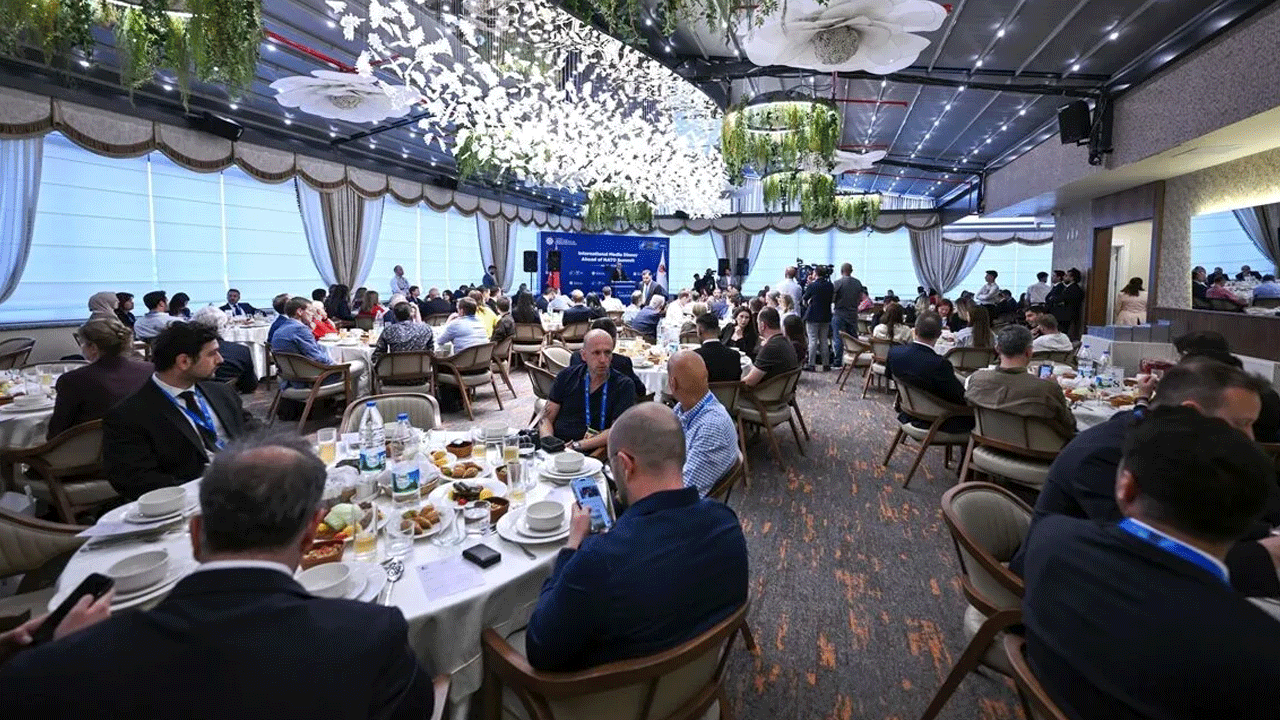 NATO Liderlerine Türk Mutfağı Şöleni! Gala Yemeği Menüsünü Michelin Yıldızlı Şef Fatih Tutak Hazırladı