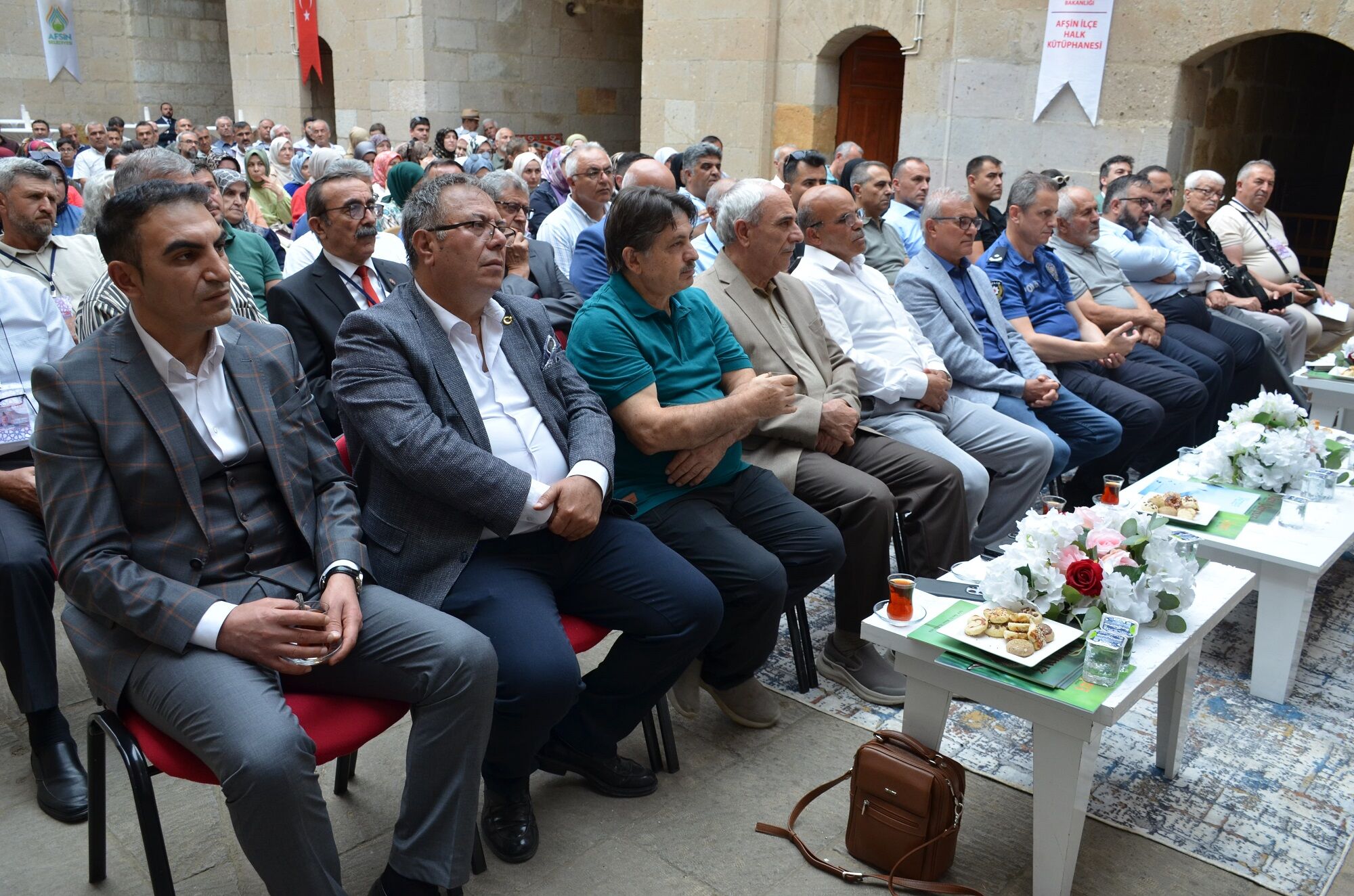 Afşin 2.Eshab I Kehf Şiir Şöleni Düzenlendi Türkiye'nin Dört Bir Yanından Şairler Buluştu (4)