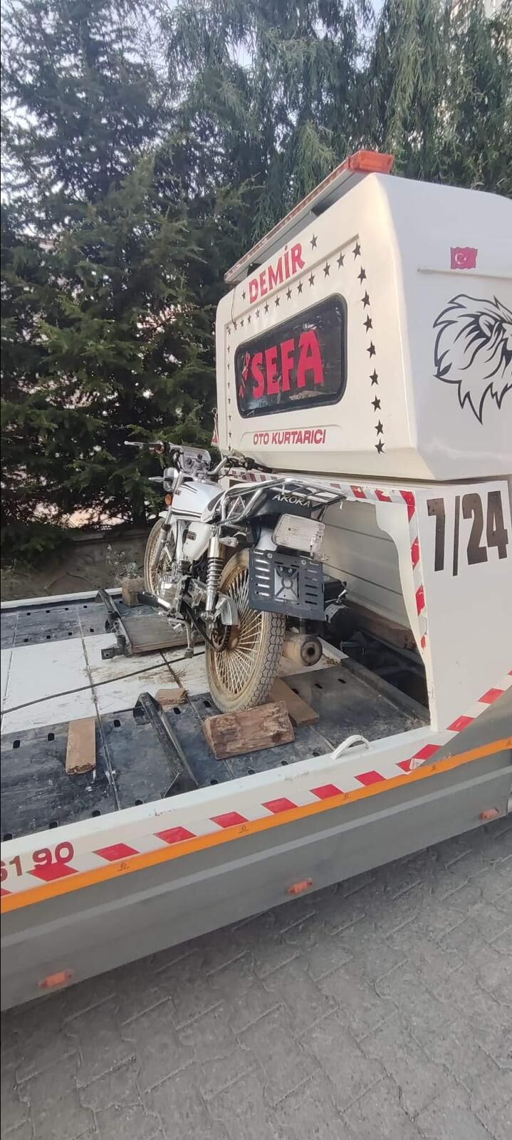 Afşin Emniyeti’nden Sıkı Denetim! 82 Plakasız Motosiklet Trafikten Men Edildi (2)