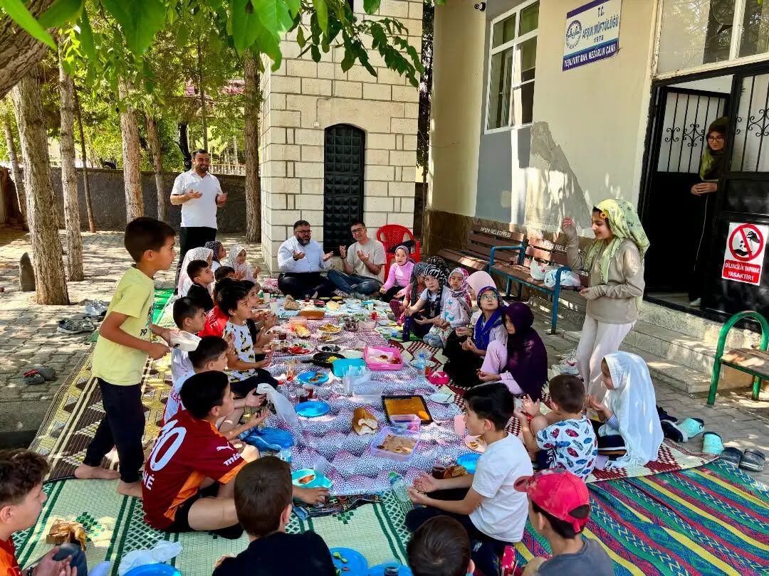 Afşin İlçe Müftüsü Gökçek, Yaz Kur'an Kursu Öğrencileriyle Buluştu2