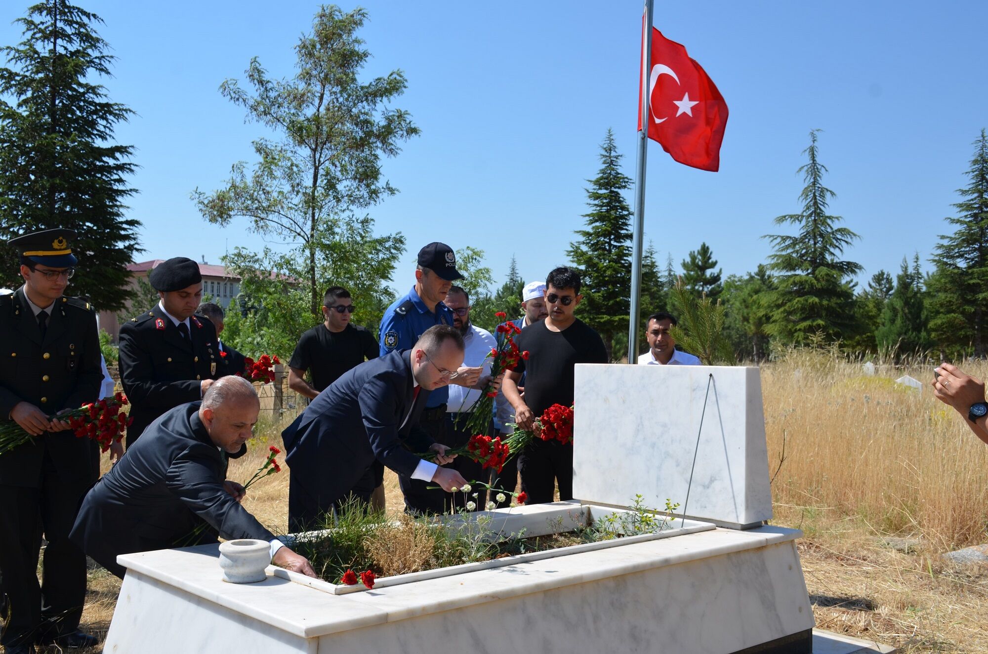 Afşin’de 15 Temmuz Demokrasi Ve Milli Birlik Günü’nde Şehitler Anıldı (10)
