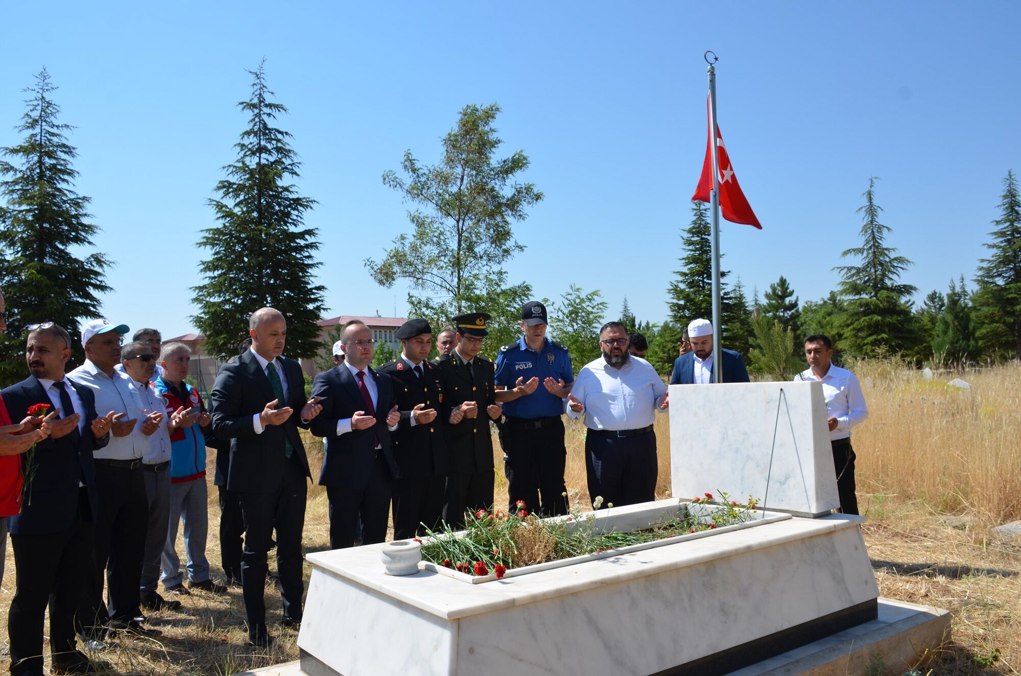 Afşin’de 15 Temmuz Demokrasi Ve Milli Birlik Günü’nde Şehitler Anıldı (12)